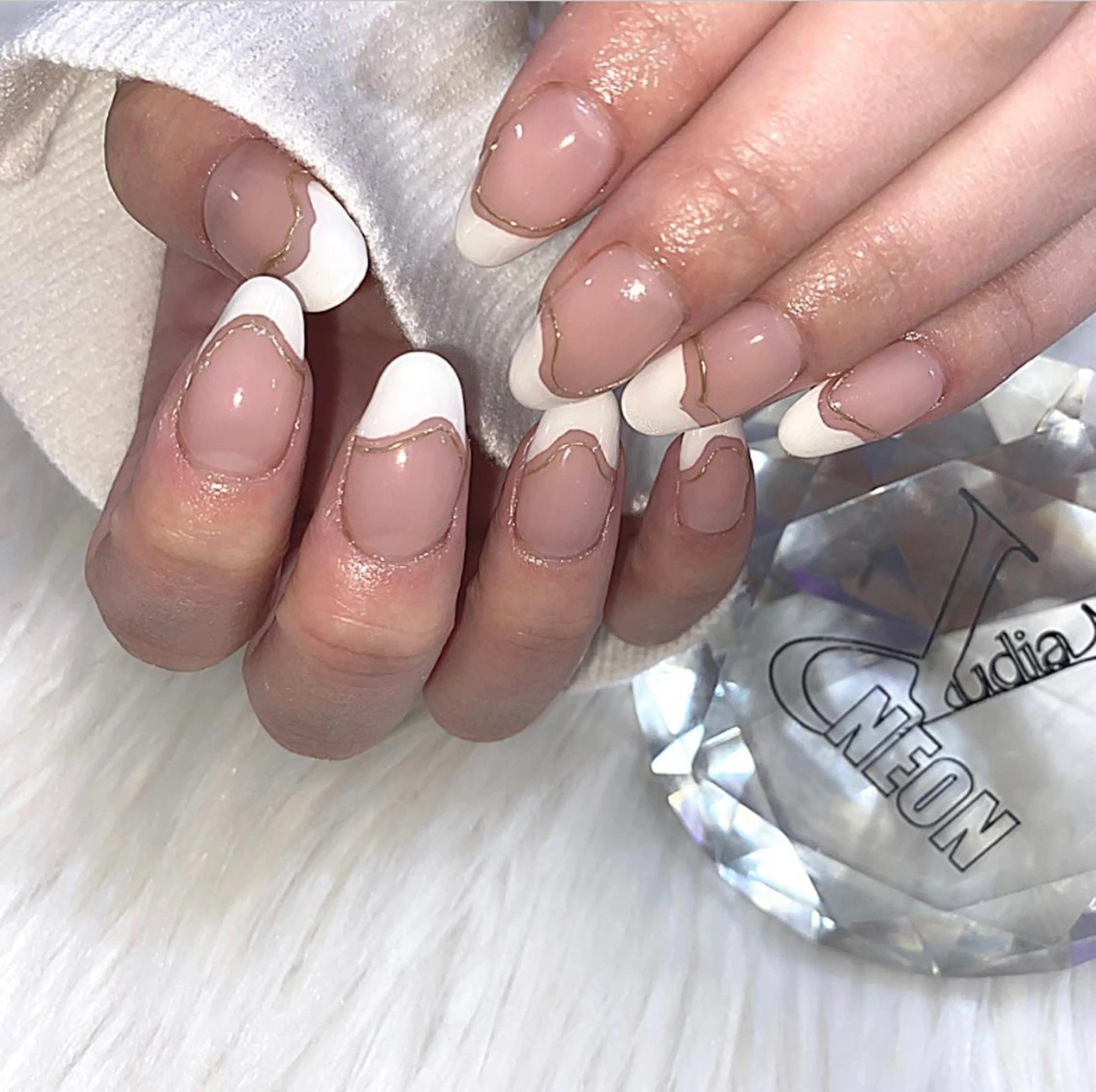 ネイル アートネイル フレンチネイル 韓国ネイル 持ち込み ニュアンスネイル Yudia 🫧Kyokaのネイルデザイン