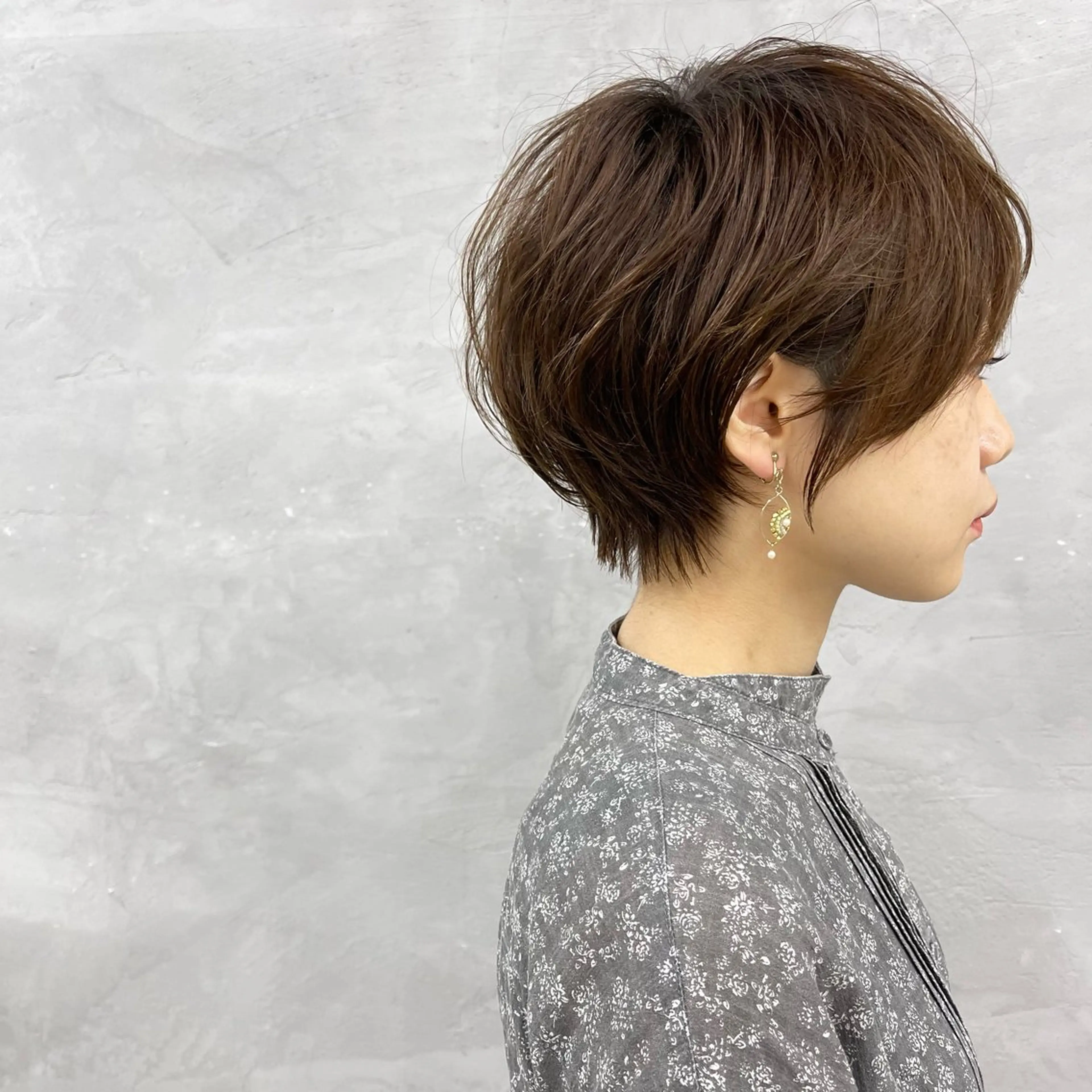 ショート カラー パーマ グレージュ ニュアンスパーマ カット ヘアカラー パーマ トリートメント 田畑 智規のヘアスタイル