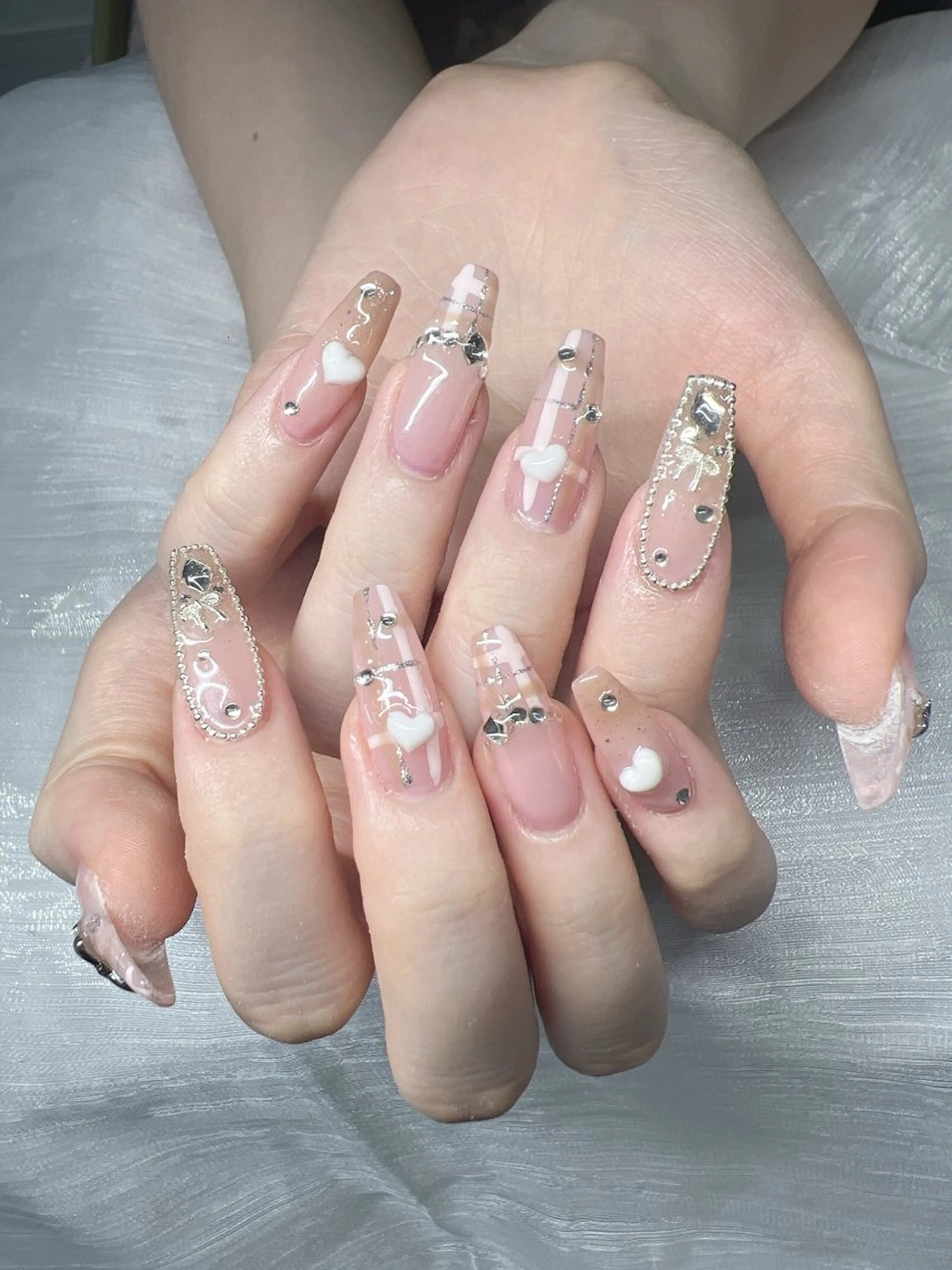 ネイル ハンドネイル Lee Nailsのネイルデザイン