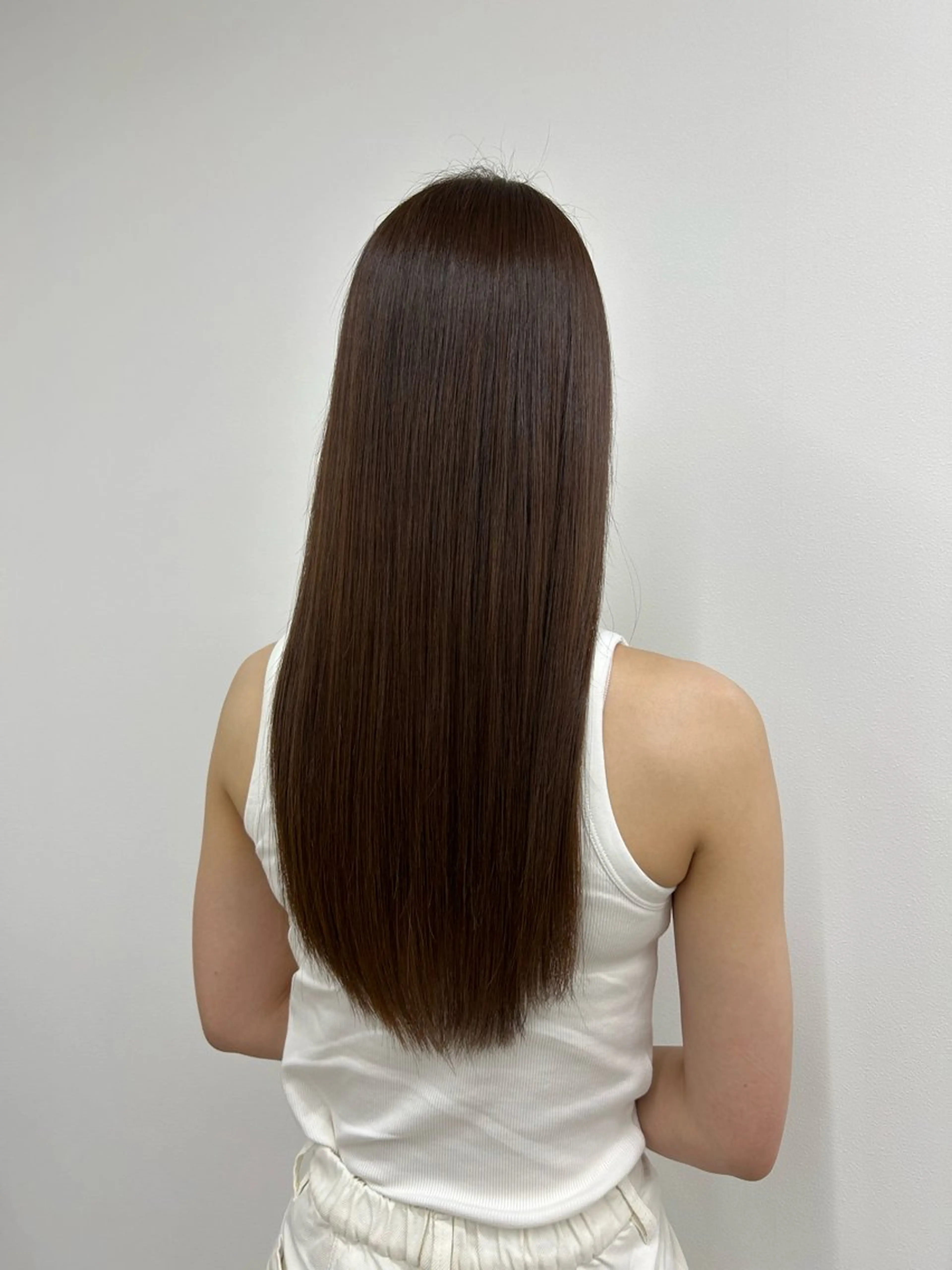 ロング 髪質改善 縮毛矯正 小西 瑞穂のヘアスタイル