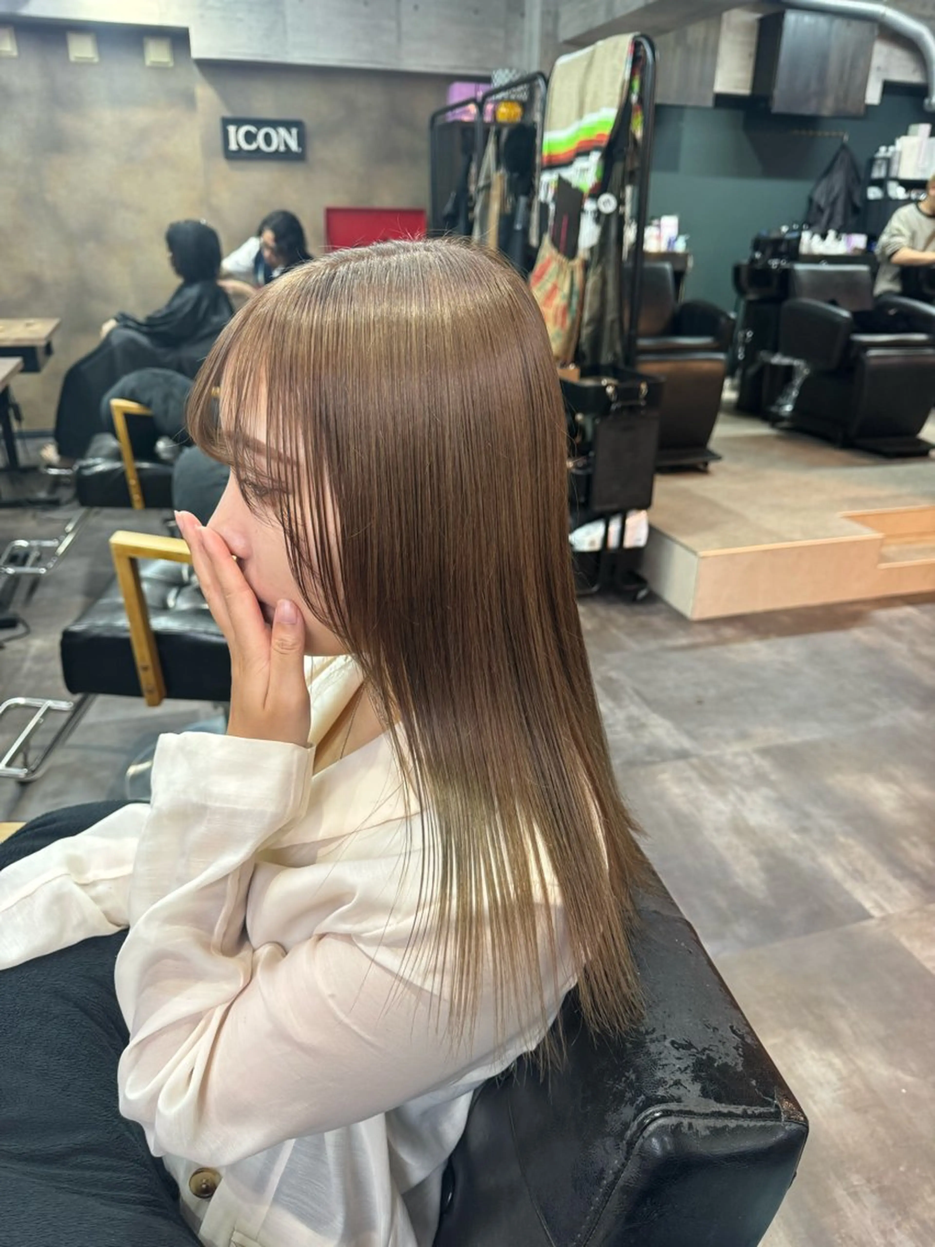 カラー icon所属・Ami / icon博多のヘアスタイル