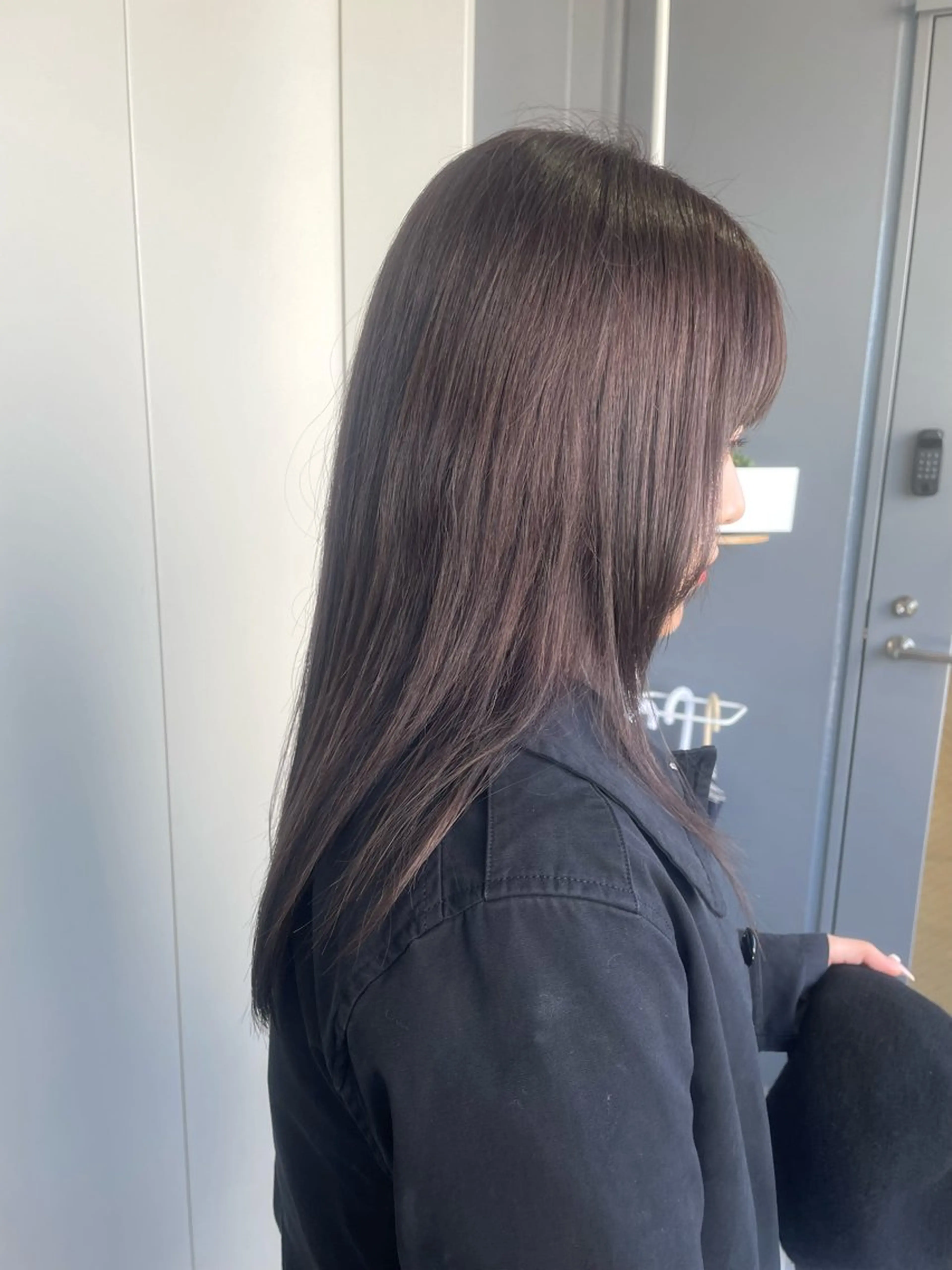 セミロング カラー アッシュ アッシュブラウン ブリーチ ブラウンカラー 透明感カラー ヘアカラー 『SiLO』 rumiのヘアスタイル