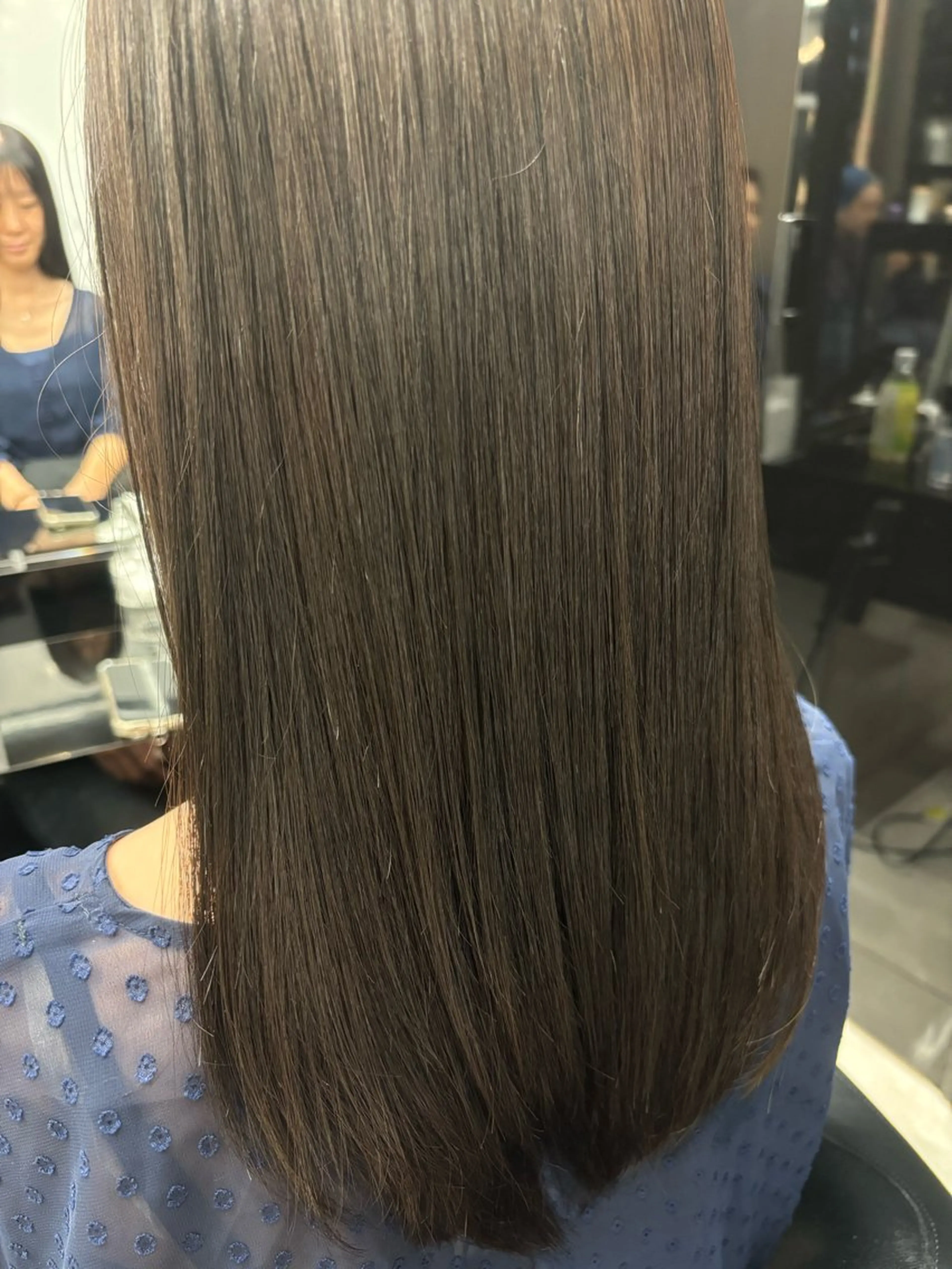 セミロング ヘアカラー HARUKI MINATO Japan KOBE所属・山本 優太のヘアスタイル