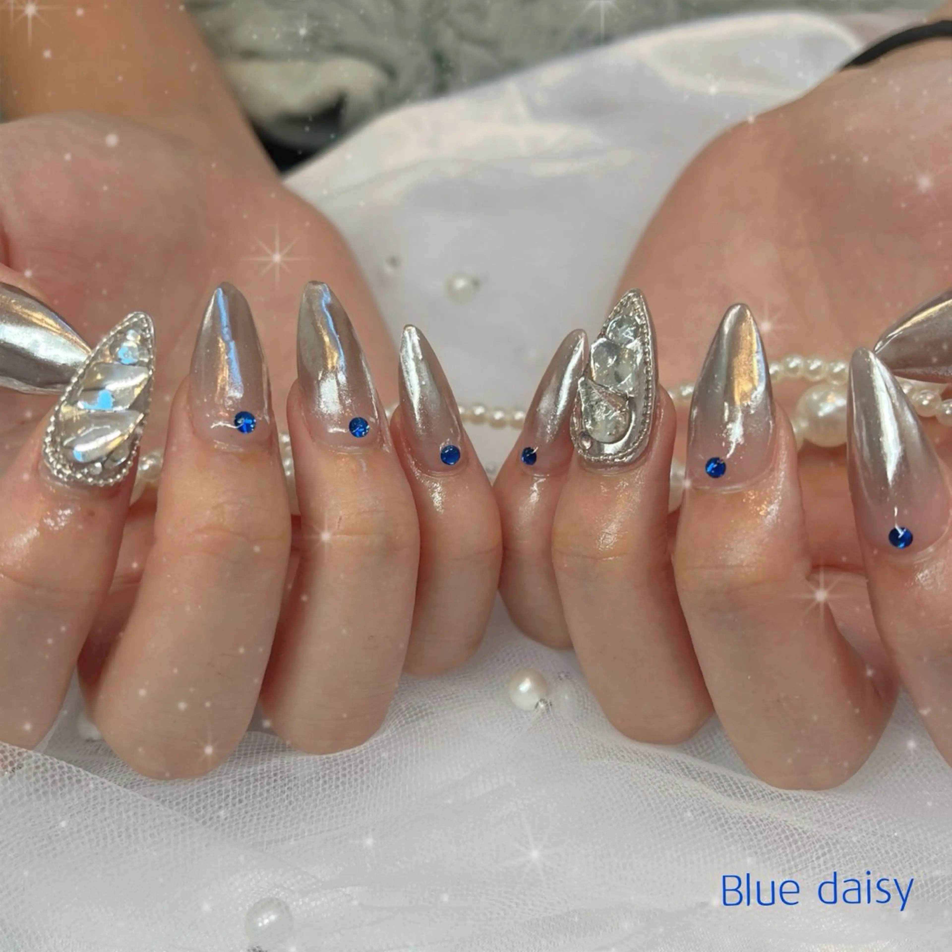 ネイル シルバー ハンドネイル ブルーデイジー栄本店所属・BlueDaisy 栄本店のネイルデザイン