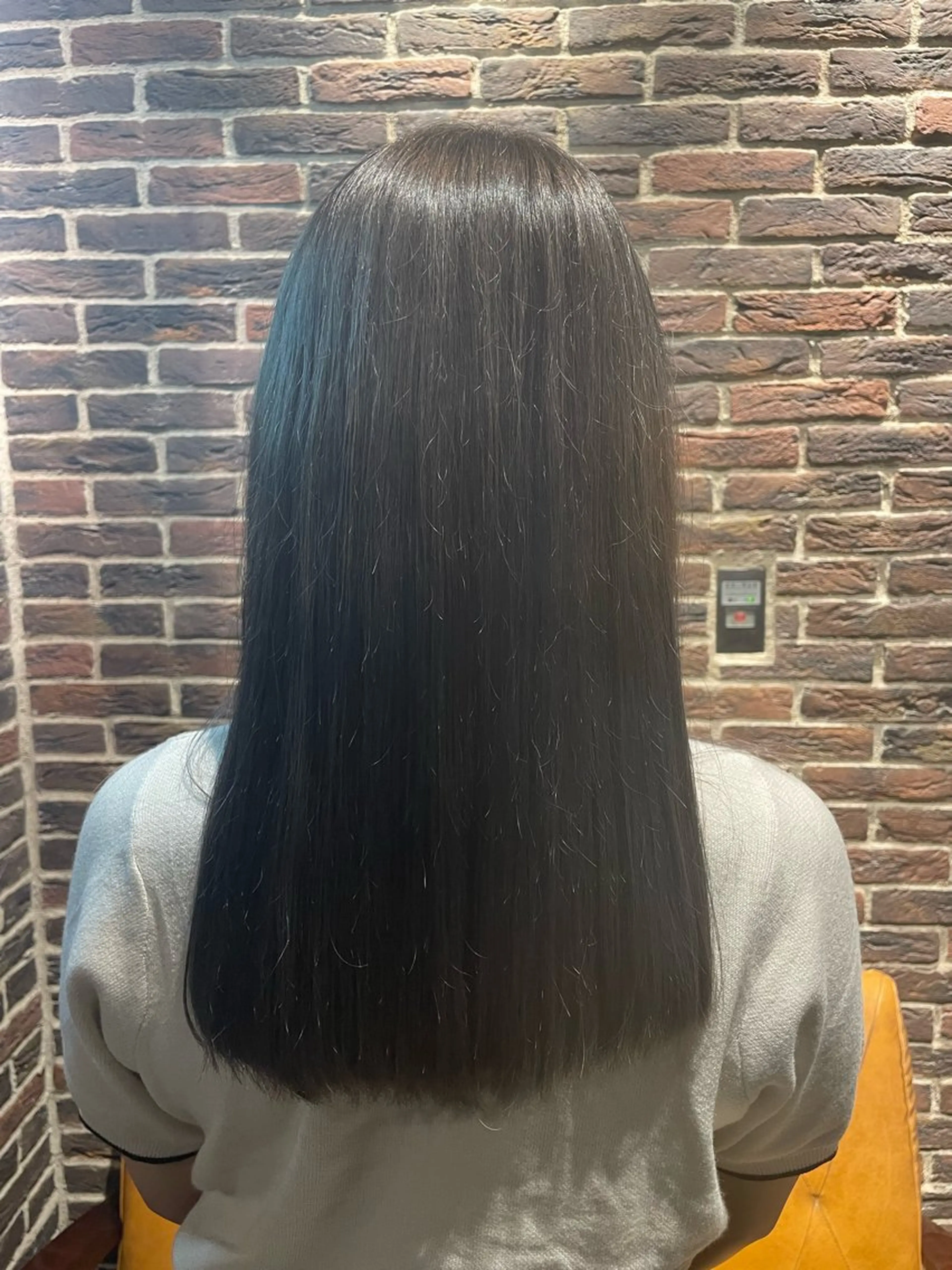 セミロング カラー カット ヘアカラー トリートメント Hair salon 6所属・照井 奈保子のヘアスタイル