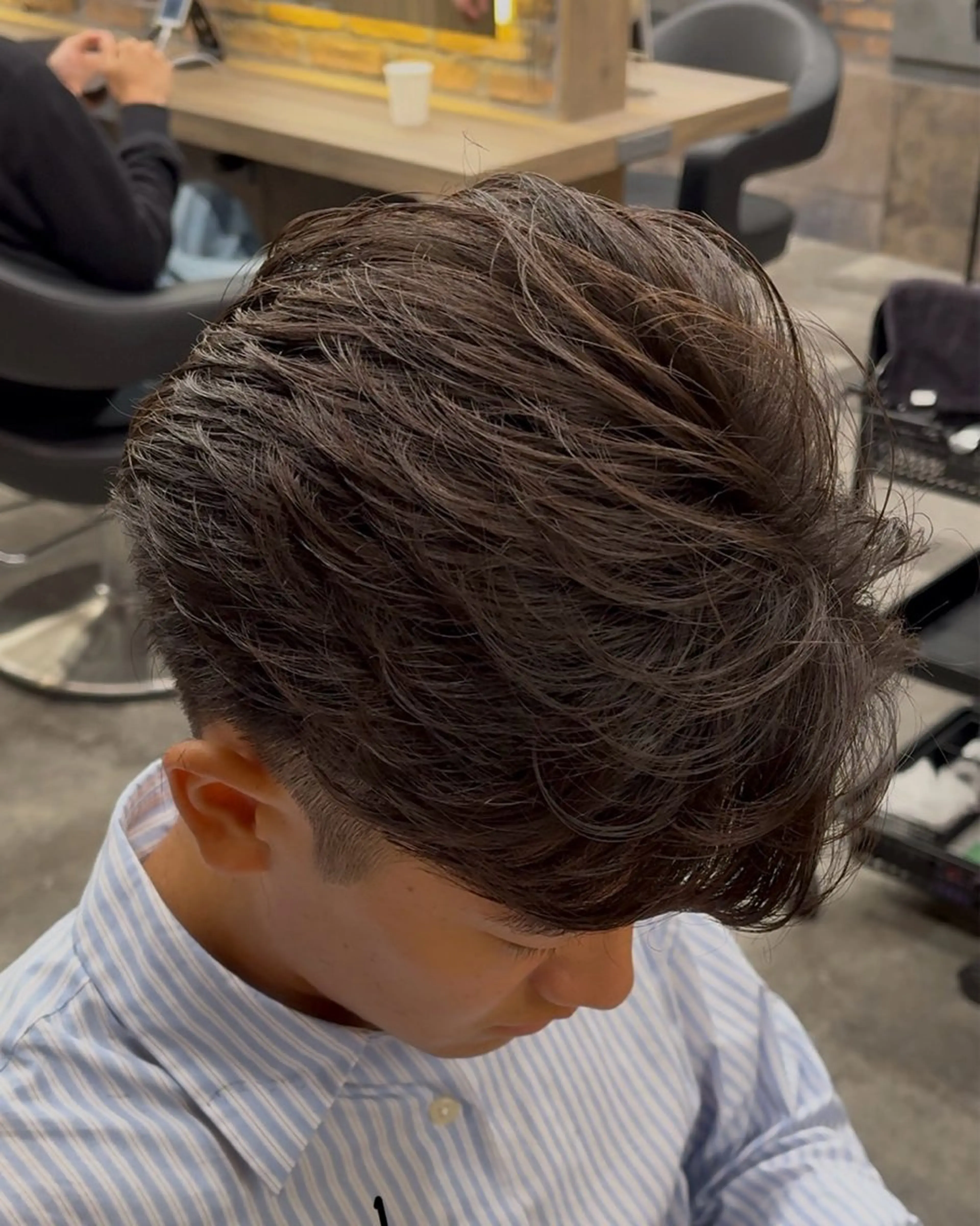 パーマ メンズ センターパート フェザーパーマ メンズハイライト メンズメッシュ マッシュ センターパート/ニュ アンス🔥SHUYAのヘアスタイル
