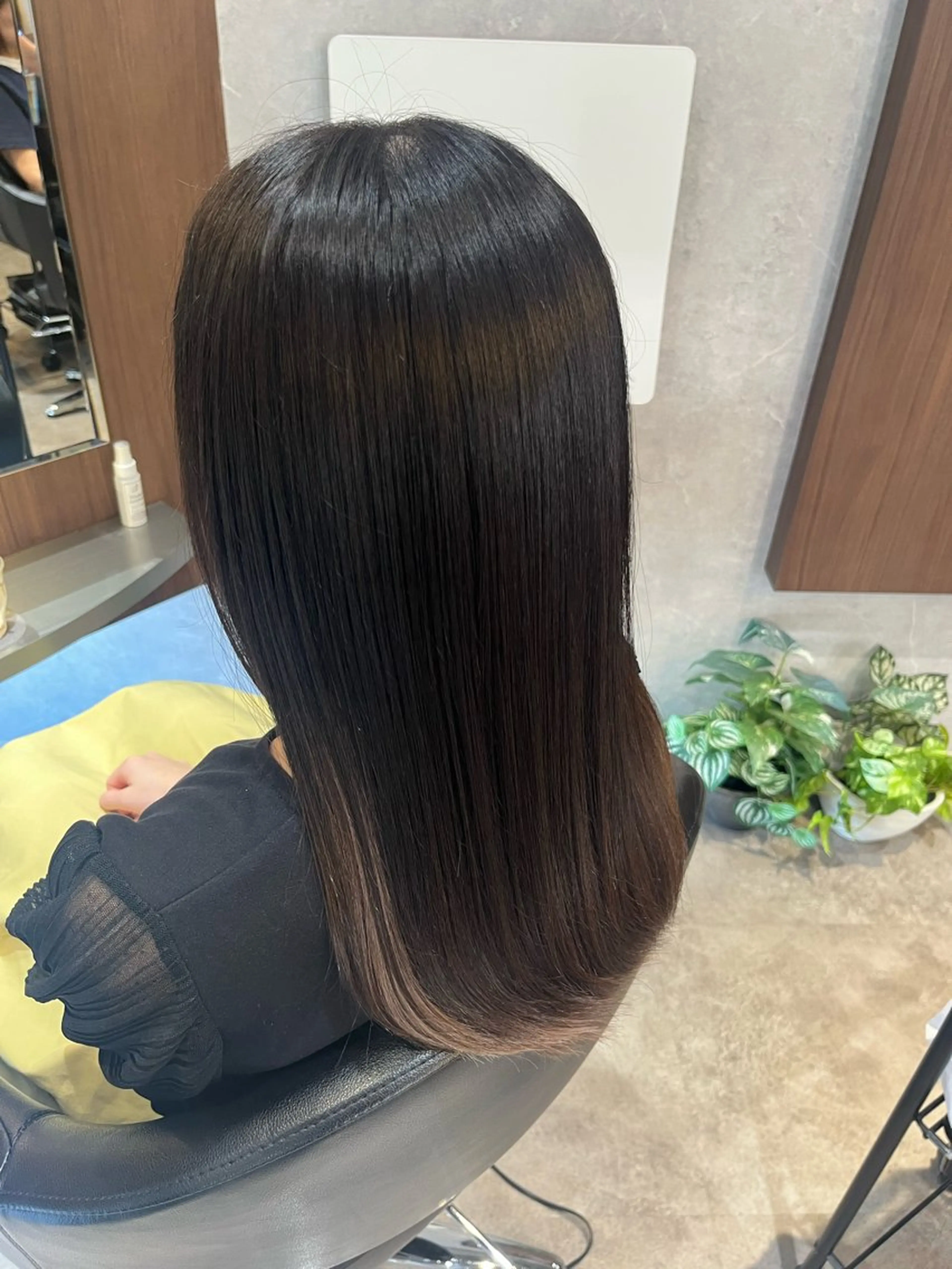 セミロング トリートメント 美容しょうへいの店今朝白店所属・茨木 和泉のヘアスタイル