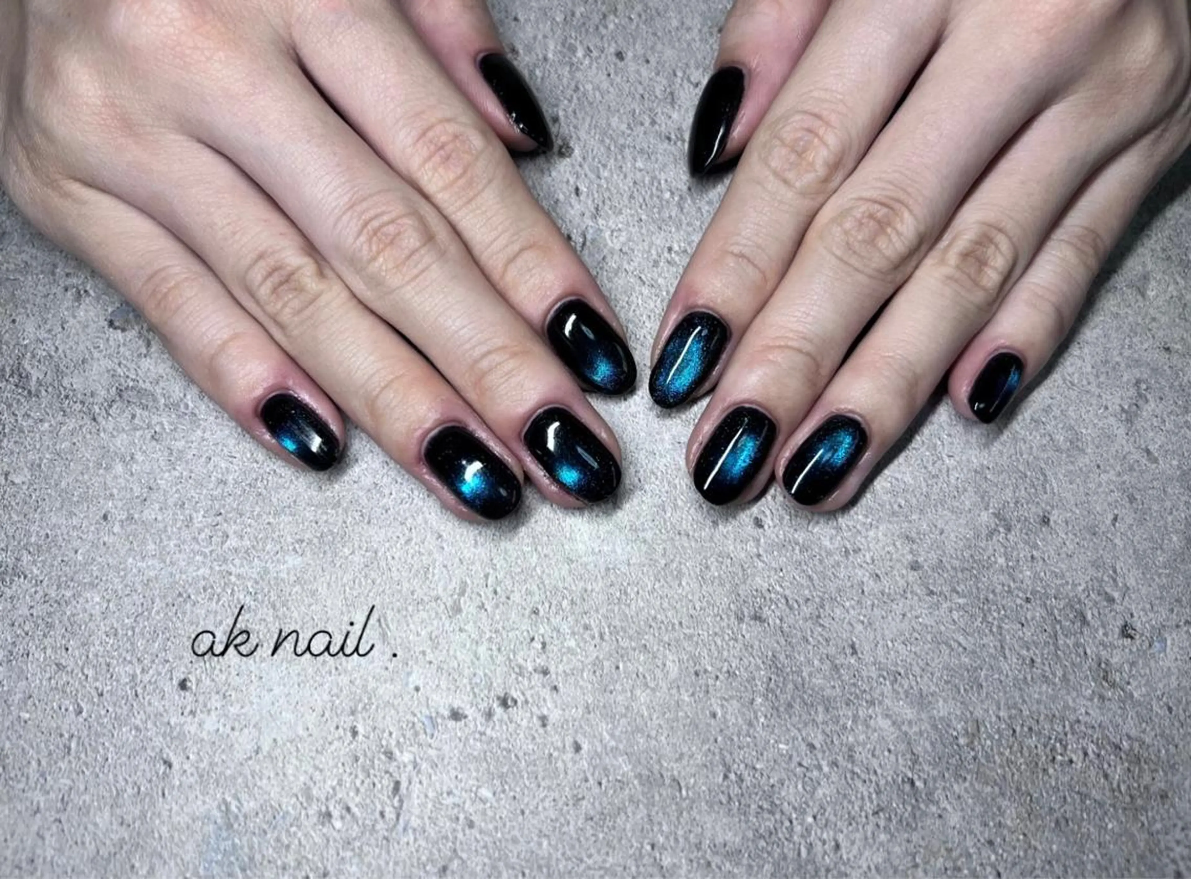 ミディアム ネイル ビー玉ネイル ak nail .のネイルデザイン