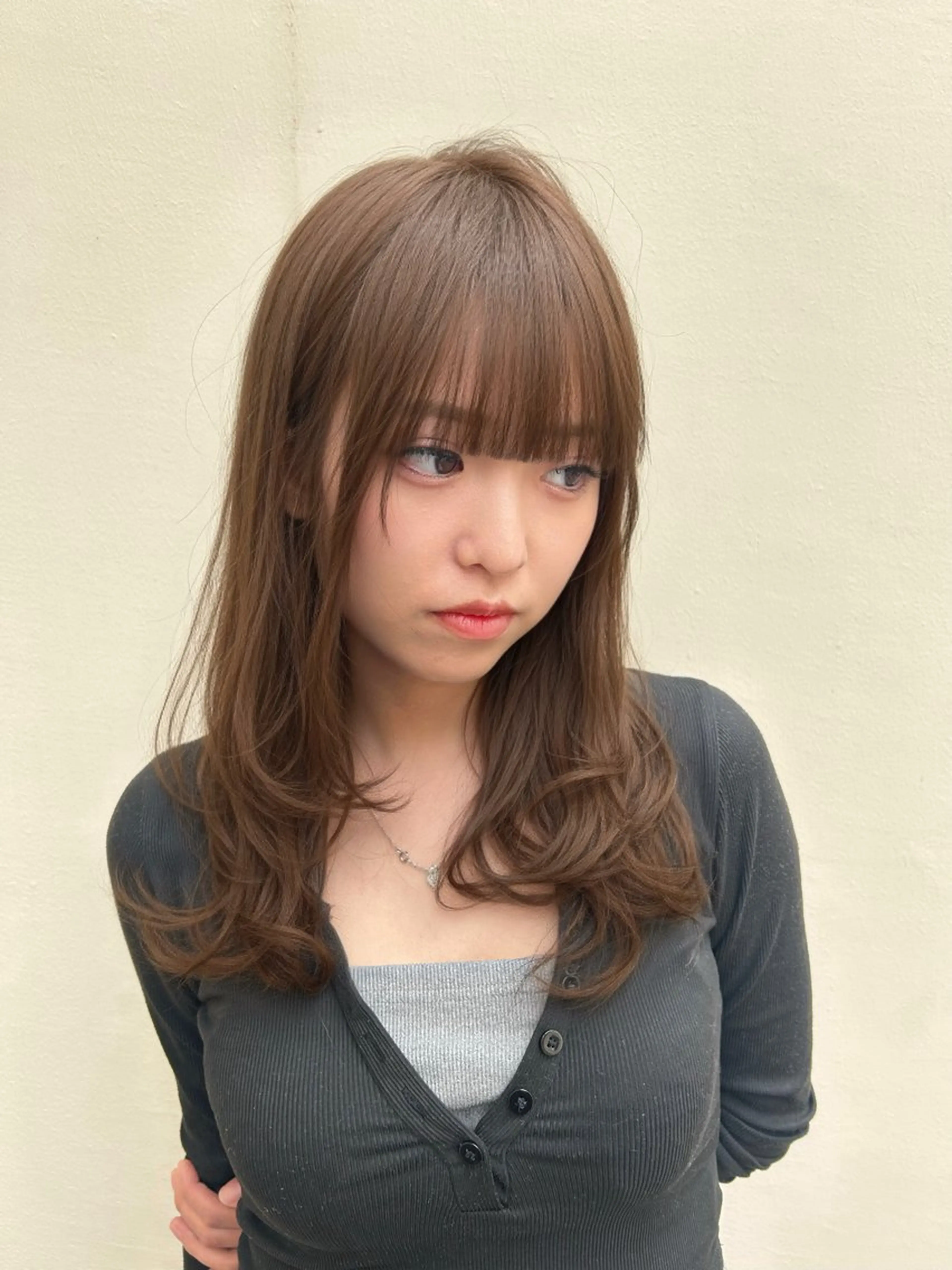 セミロング ヘアカラー トリートメント ヘアセット 透明感カラー💙 髪質改善✨タイガ✨のヘアスタイル