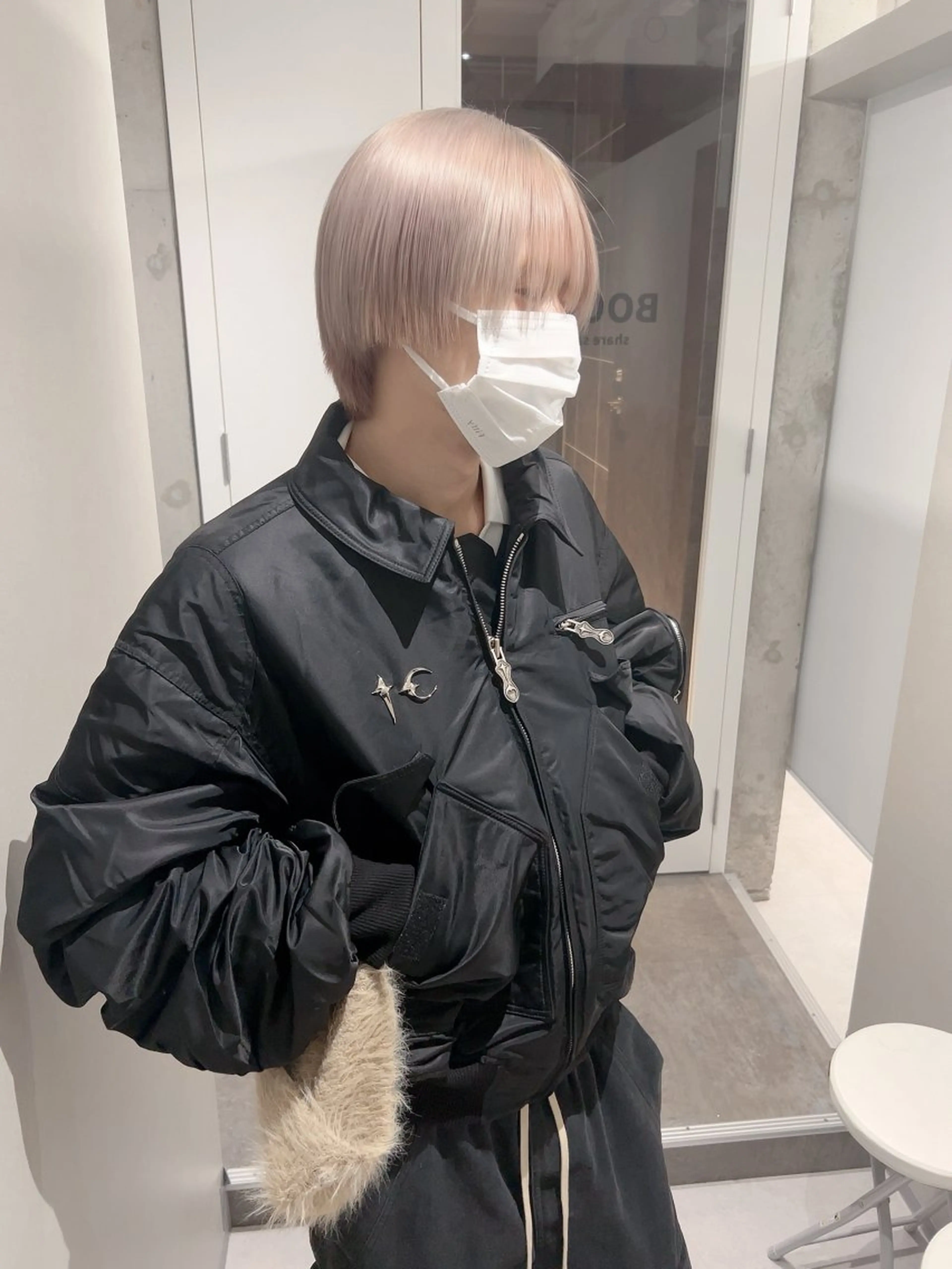 ショート ヘアカラー ハイトーン/レイヤー /迫田龍明のヘアスタイル