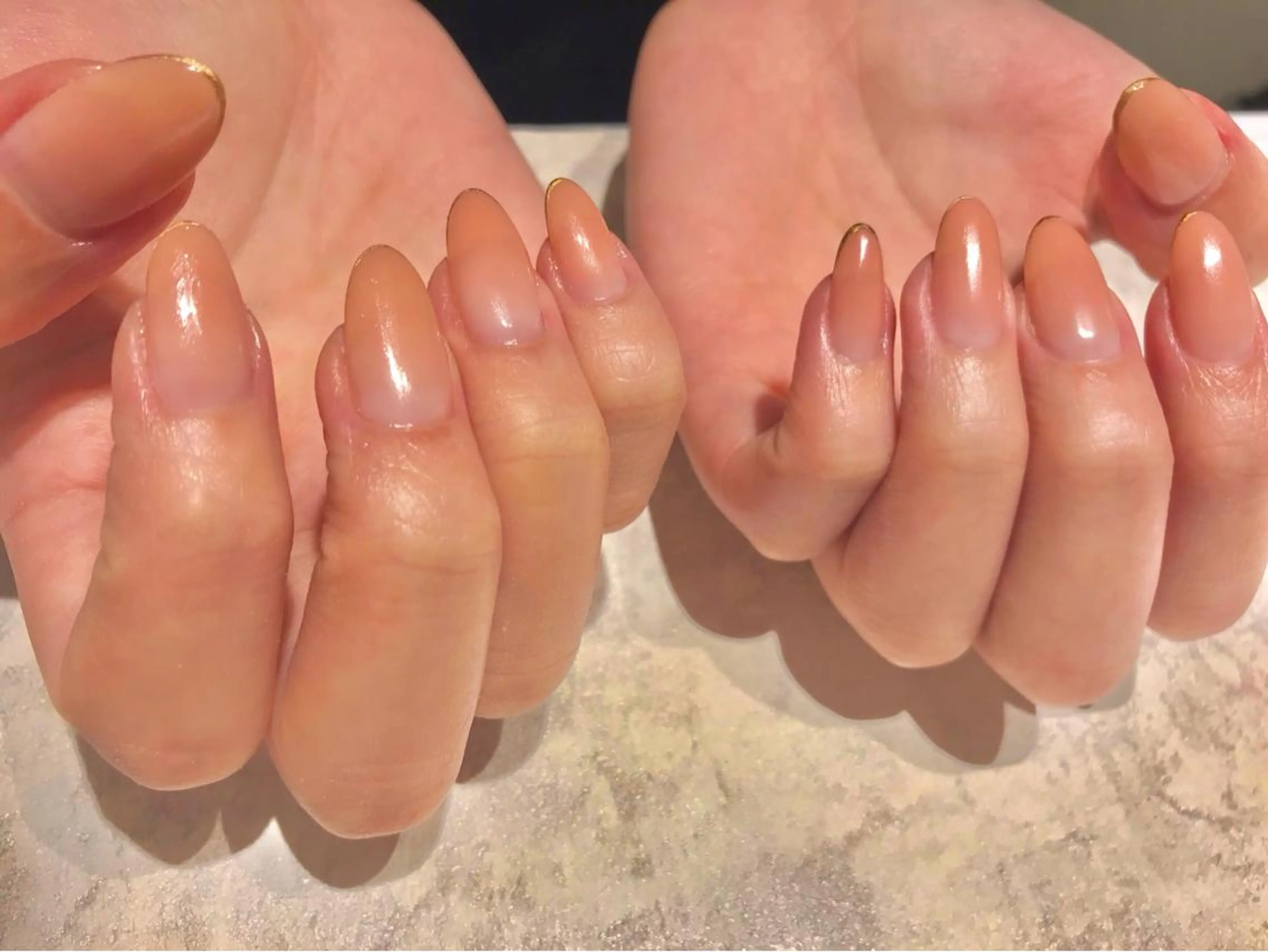 ネイル フレンチネイル nail salon　Natural Cure所属・平井 彩香のネイルデザイン