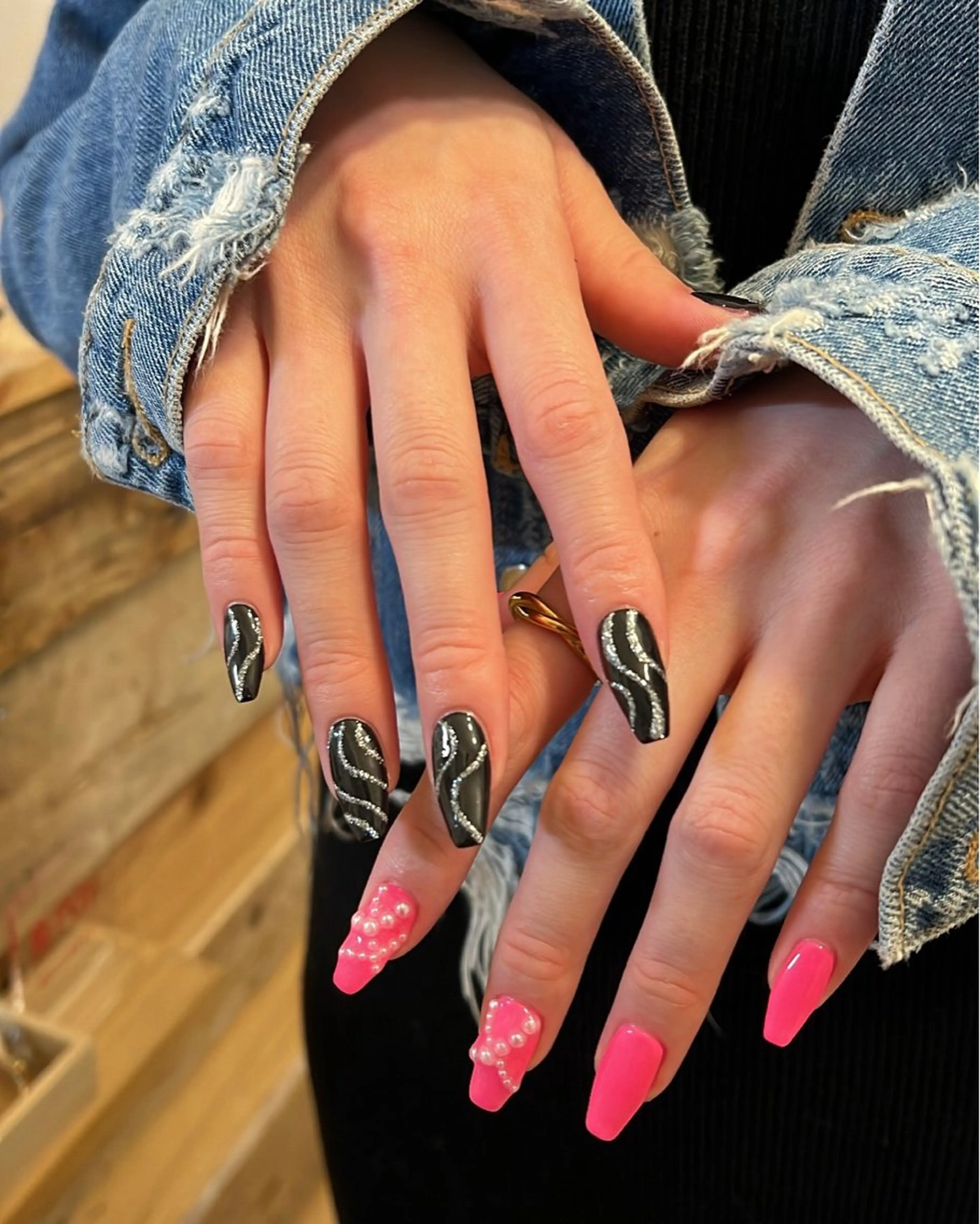 ネイル ハンドネイル フットネイル ハンドケア Nes.Nail所属・Miyagi Asamiのネイルデザイン