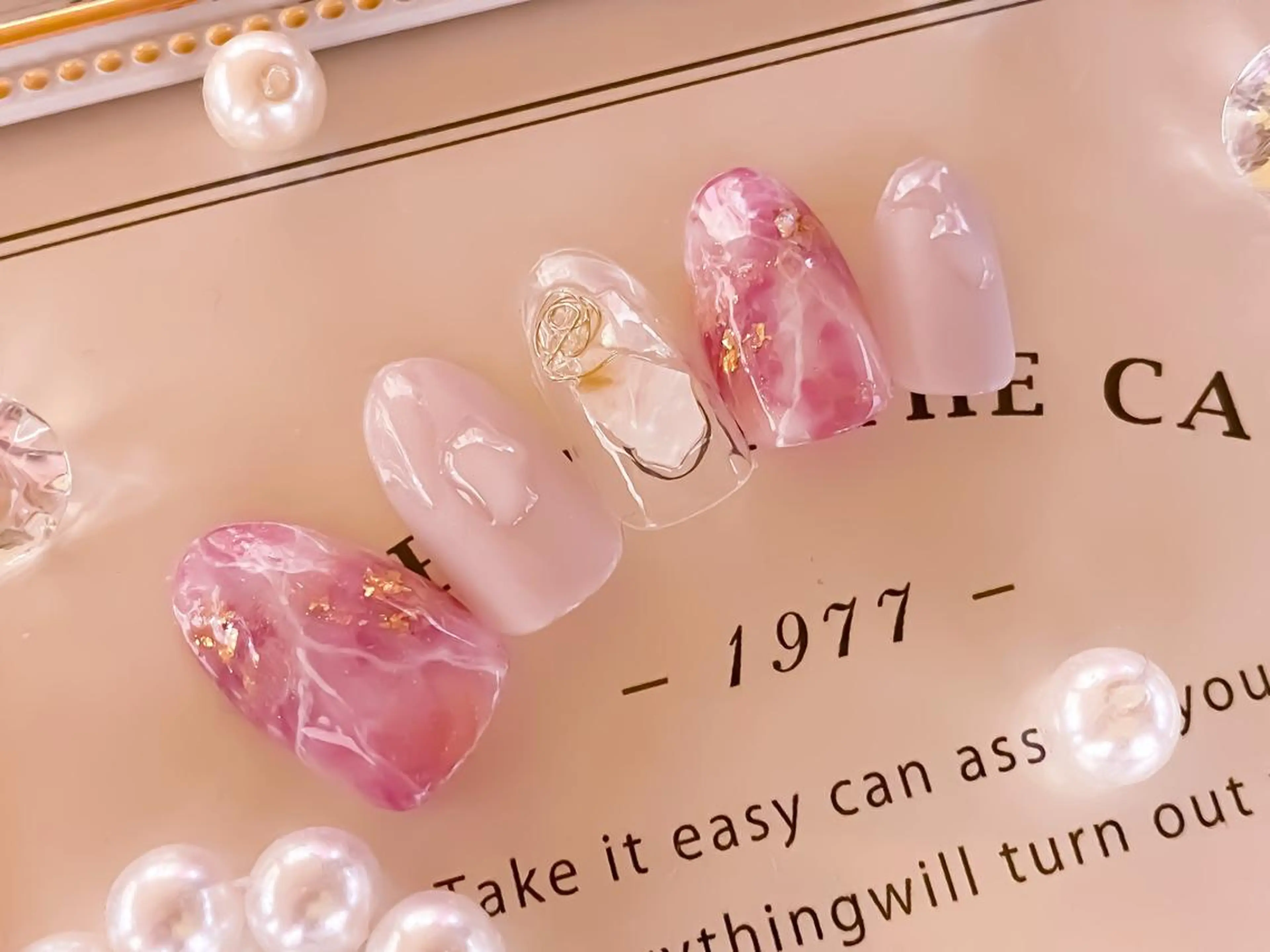 ネイル f'bloom  L’ecrinのネイルデザイン