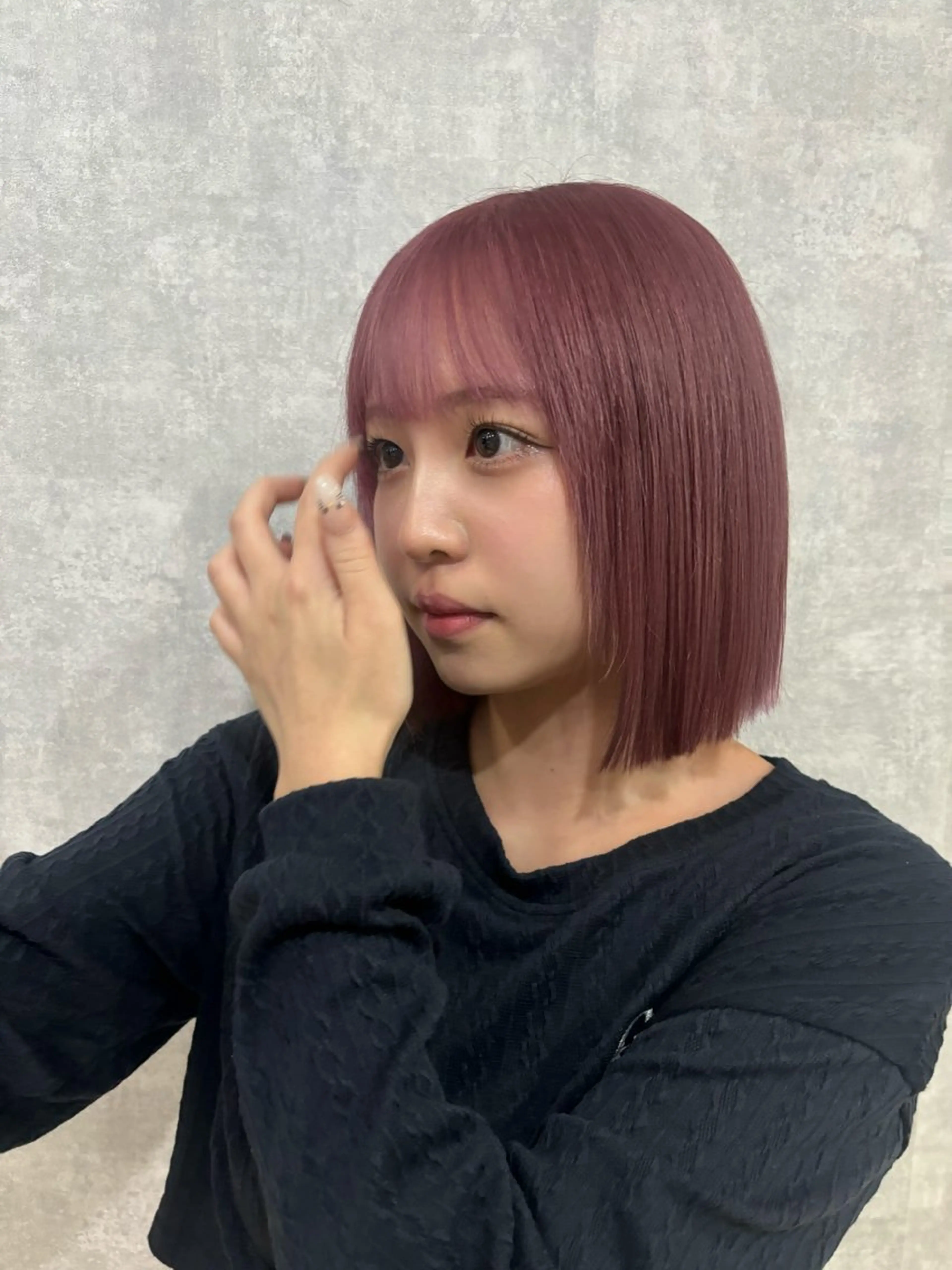 ミディアム カット ヘアカラー トリートメント 🌐NATSUMI 🌐【寒色カラー】のヘアスタイル