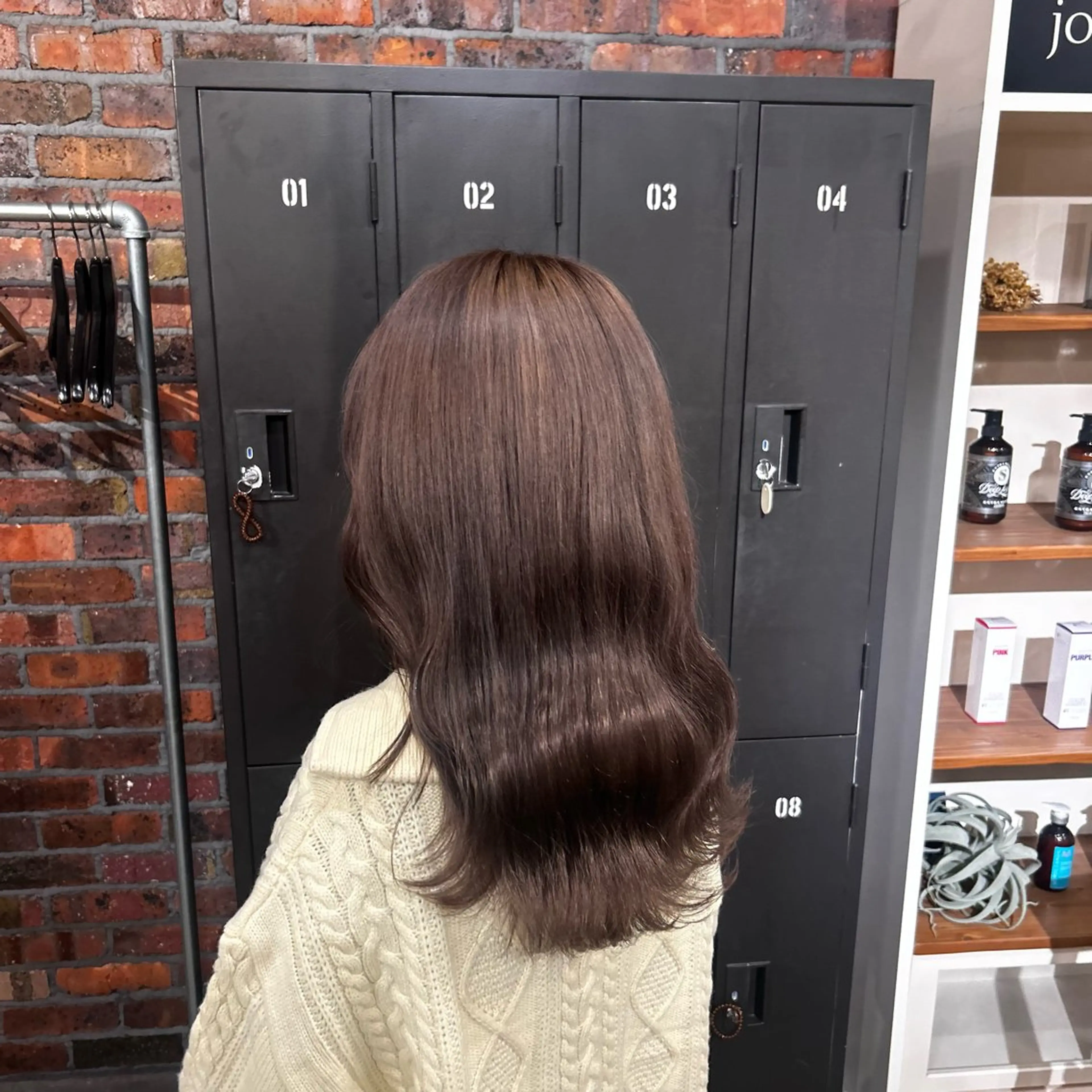 カラー ブリーチ ヘアカラー the BRIDGE マナ🎀のヘアスタイル