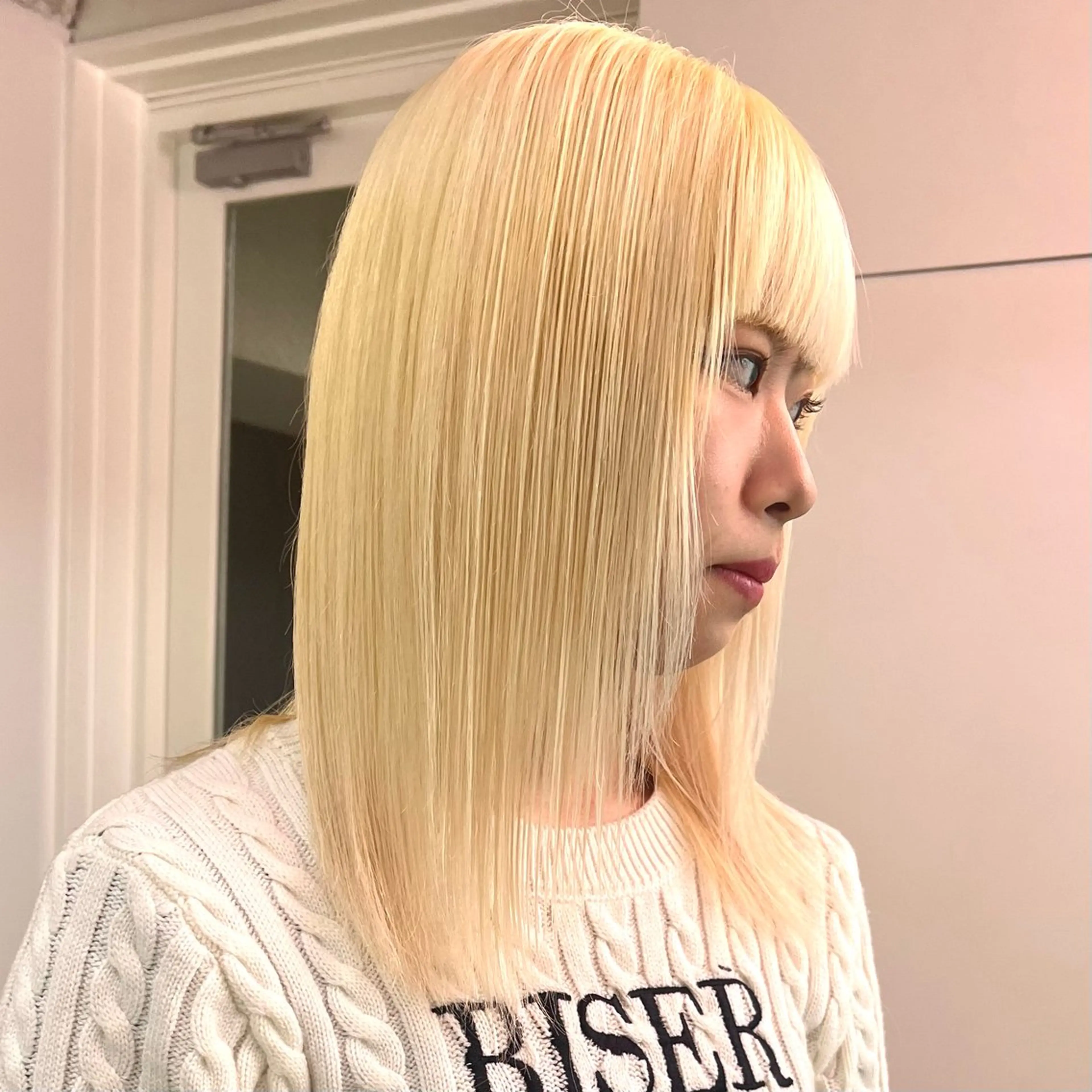 ショート カラー ヘアアレンジ カット ヘアカラー 🧨ブリーチー×ボブ レイヤー💎じゅえるのヘアスタイル