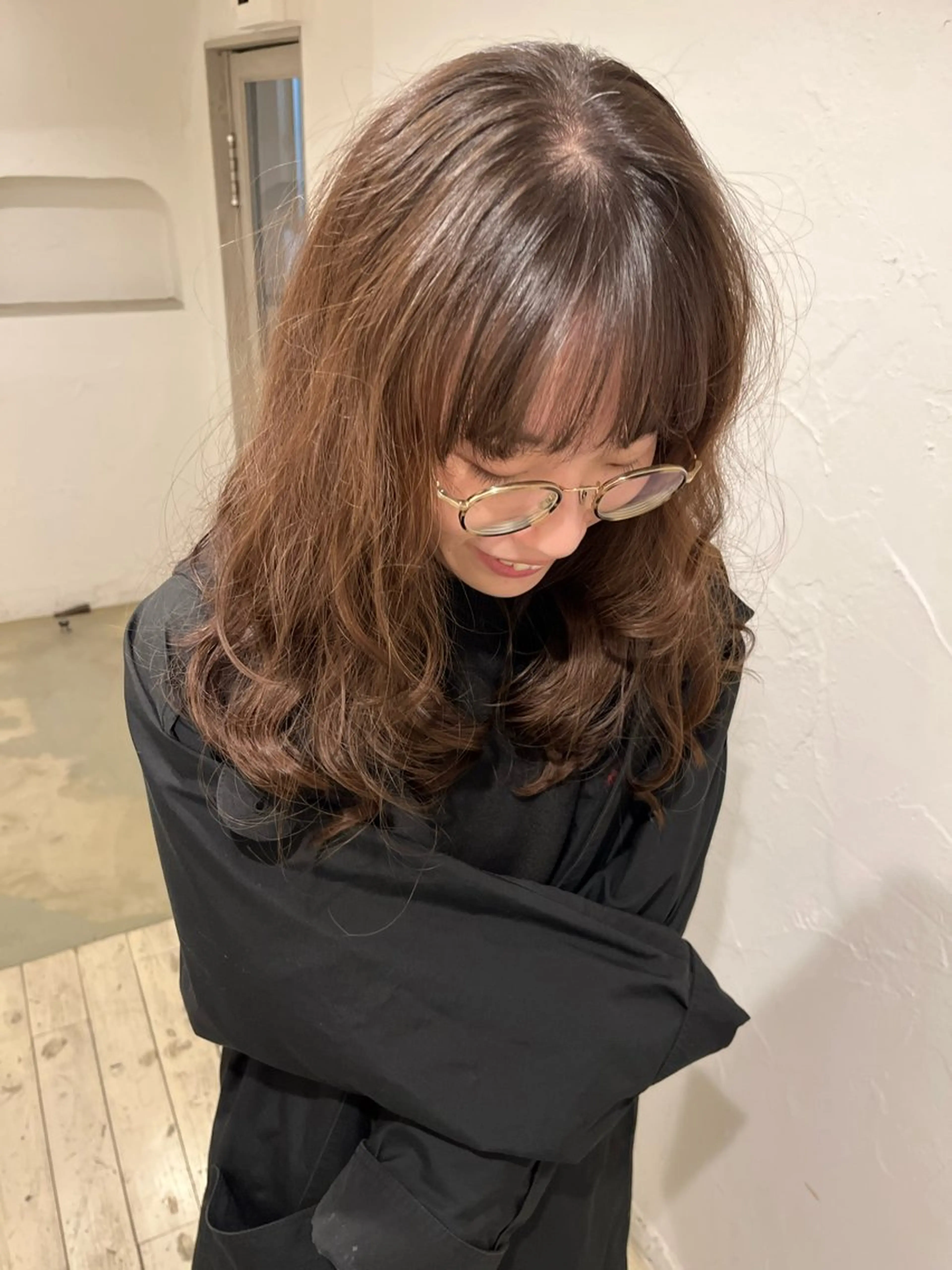 ロング カラー パーマ カット パーマ Jrスタイリスト MOMOのヘアスタイル