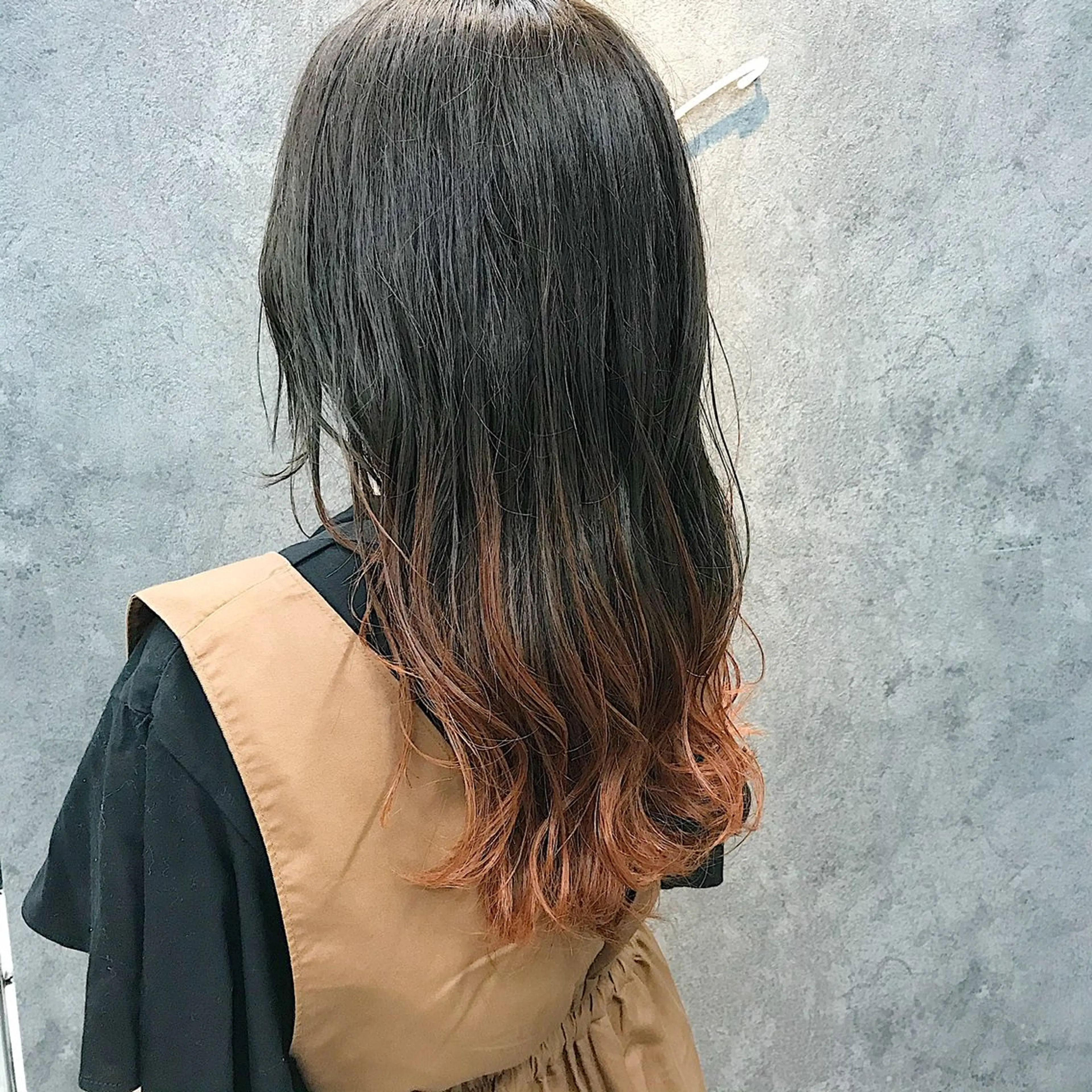 セミロング レイヤーカット カット ヘアカラー トリートメント 所渉/韓国レイヤー /ウルフカットのヘアスタイル