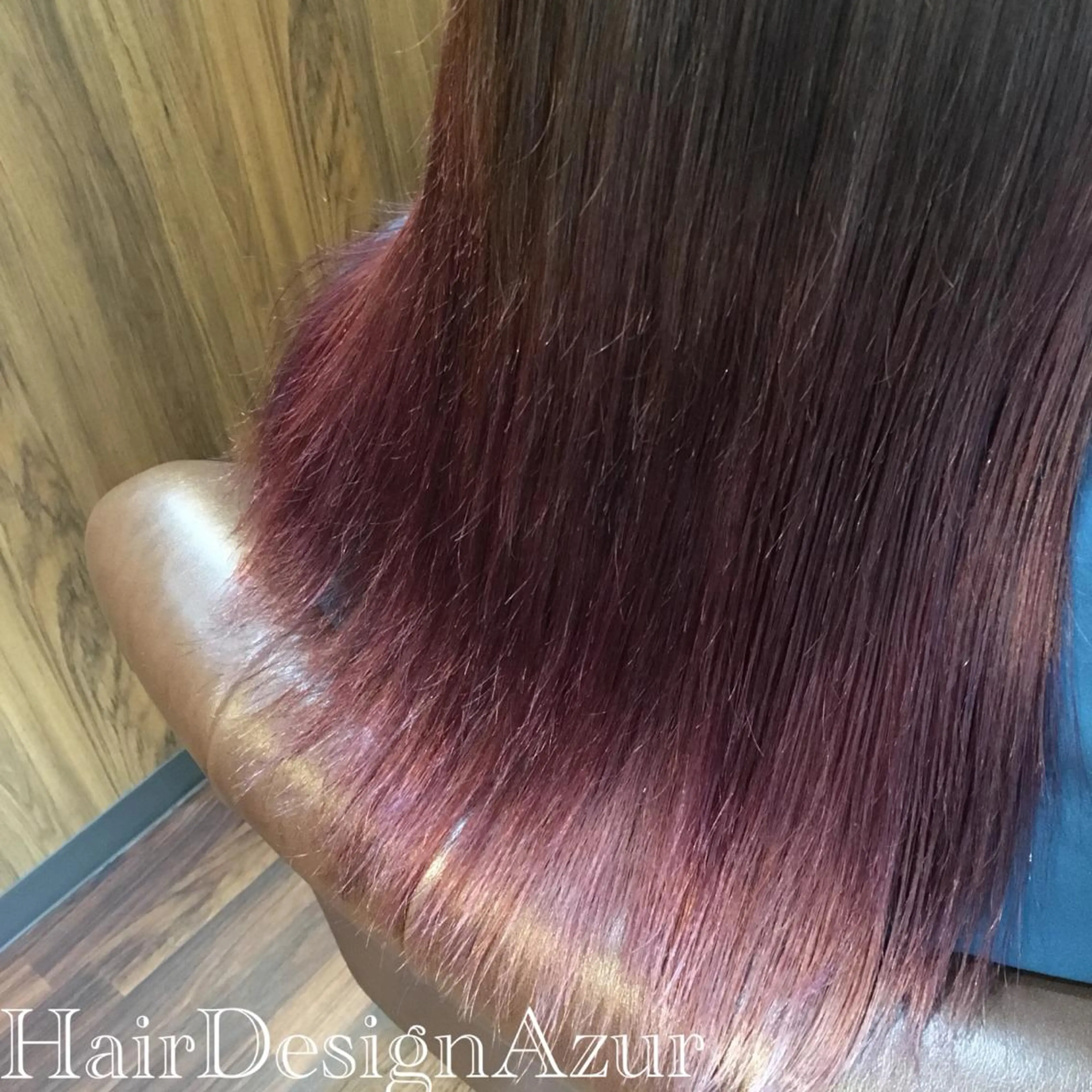 ロング カラー HairDesign Azurのヘアスタイル