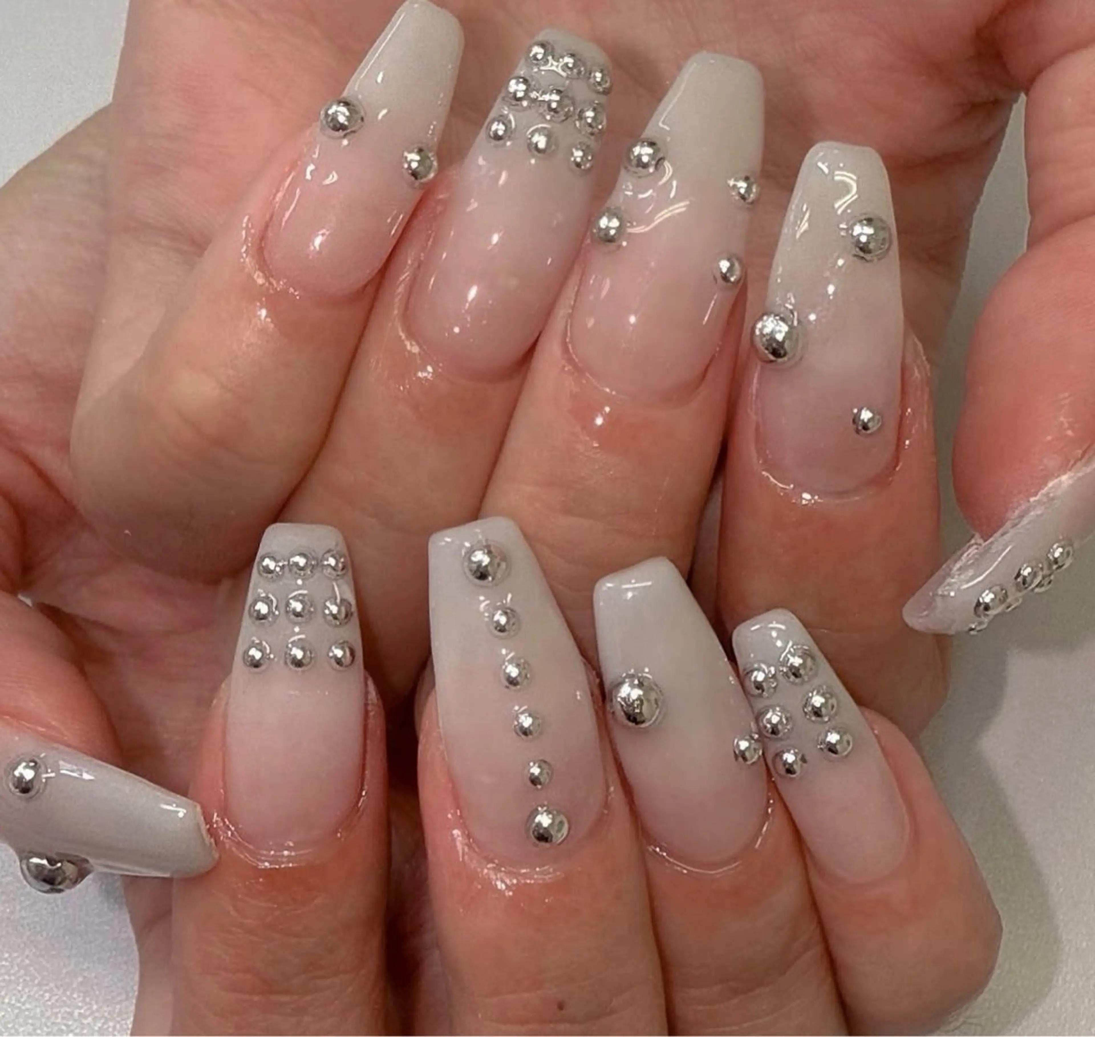 ネイル アートネイル フレンチネイル ジェルネイル ニュアンスネイル オフィスネイル ハンドネイル Ryunail所属・Ryu Nail Shinokuboのネイルデザイン