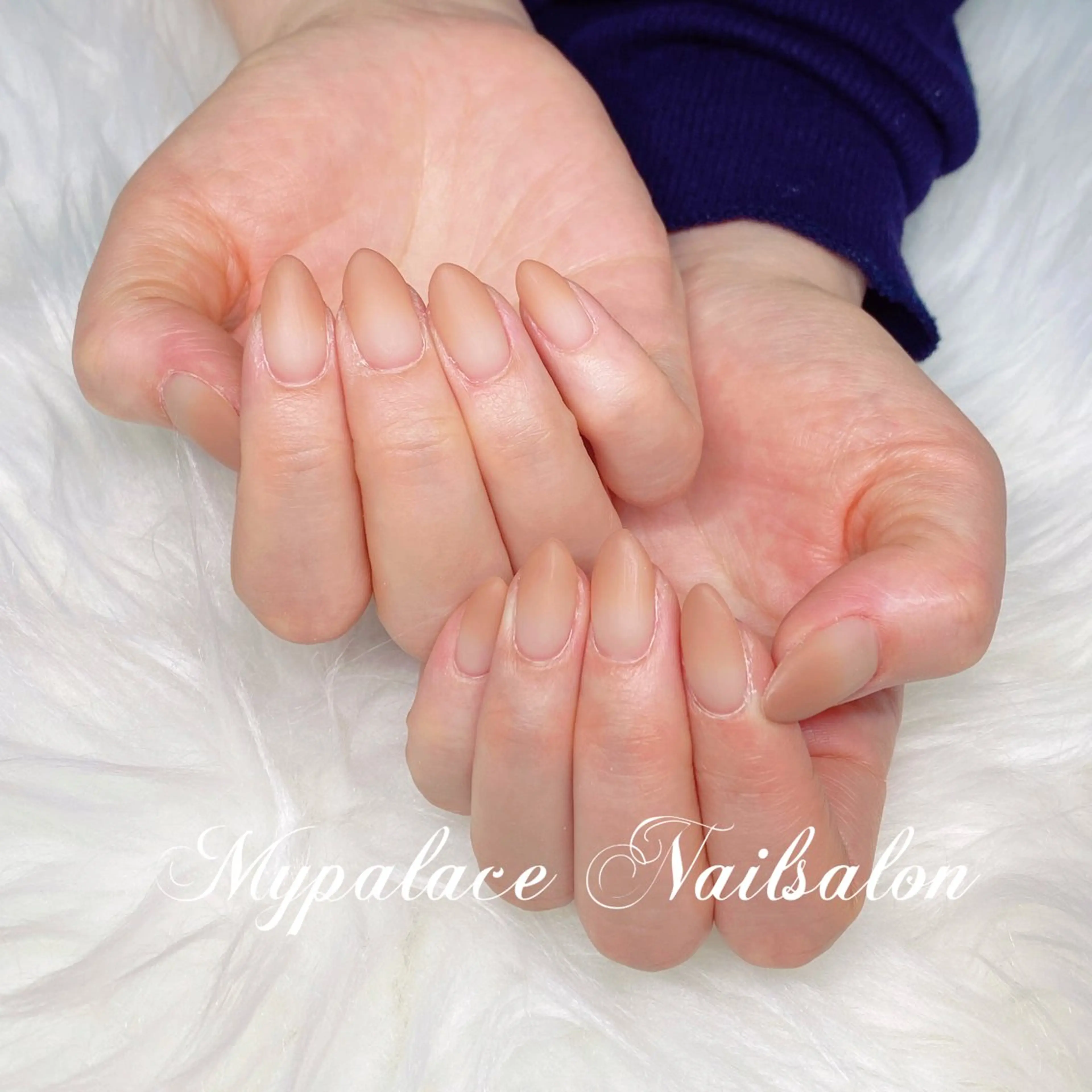 ネイル ブラウン グラデーション マットネイル ハンドネイル Yuis Nailスカルプ専門のネイルデザイン