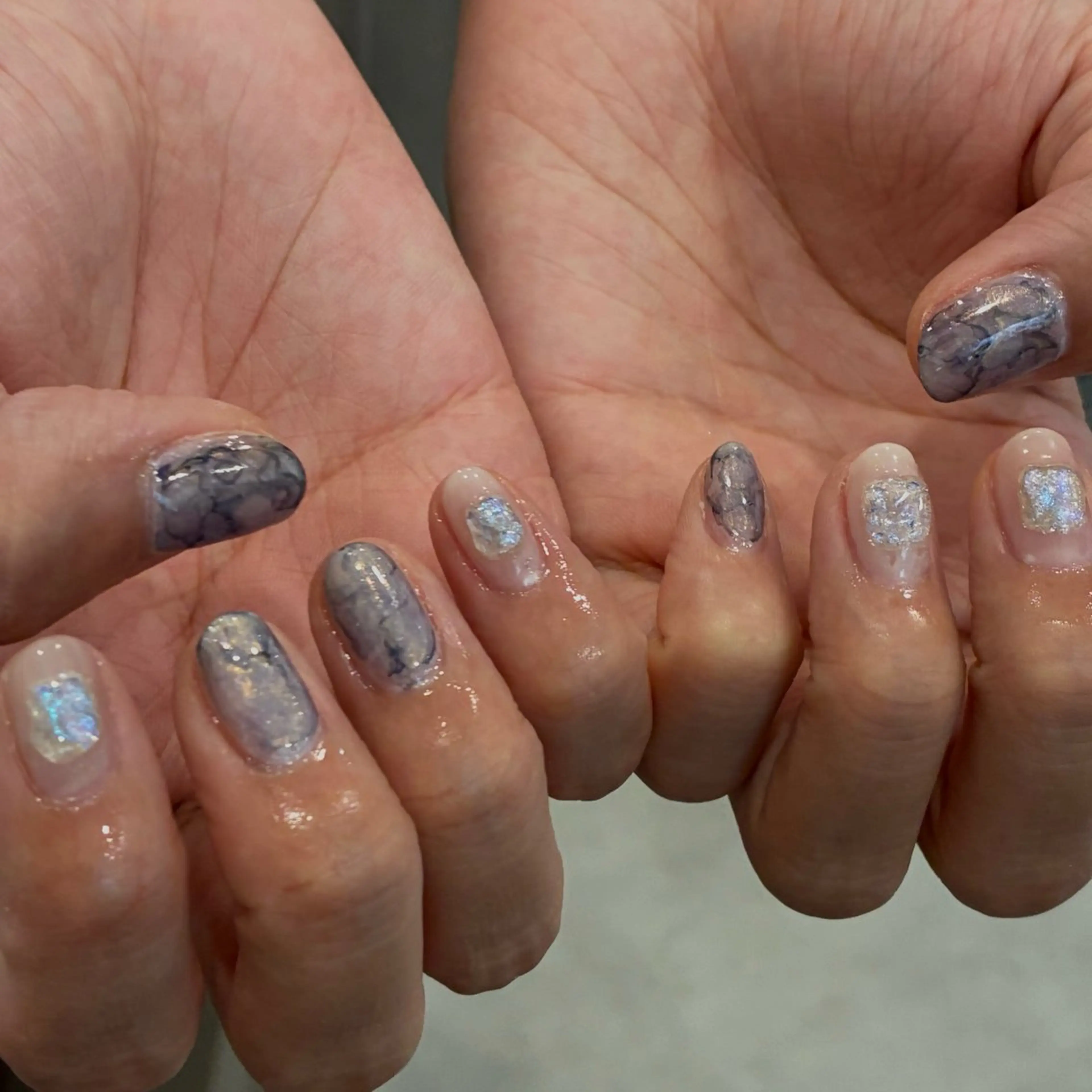 ネイル quro.n立川店所属・quro.n ☕️mariのネイルデザイン