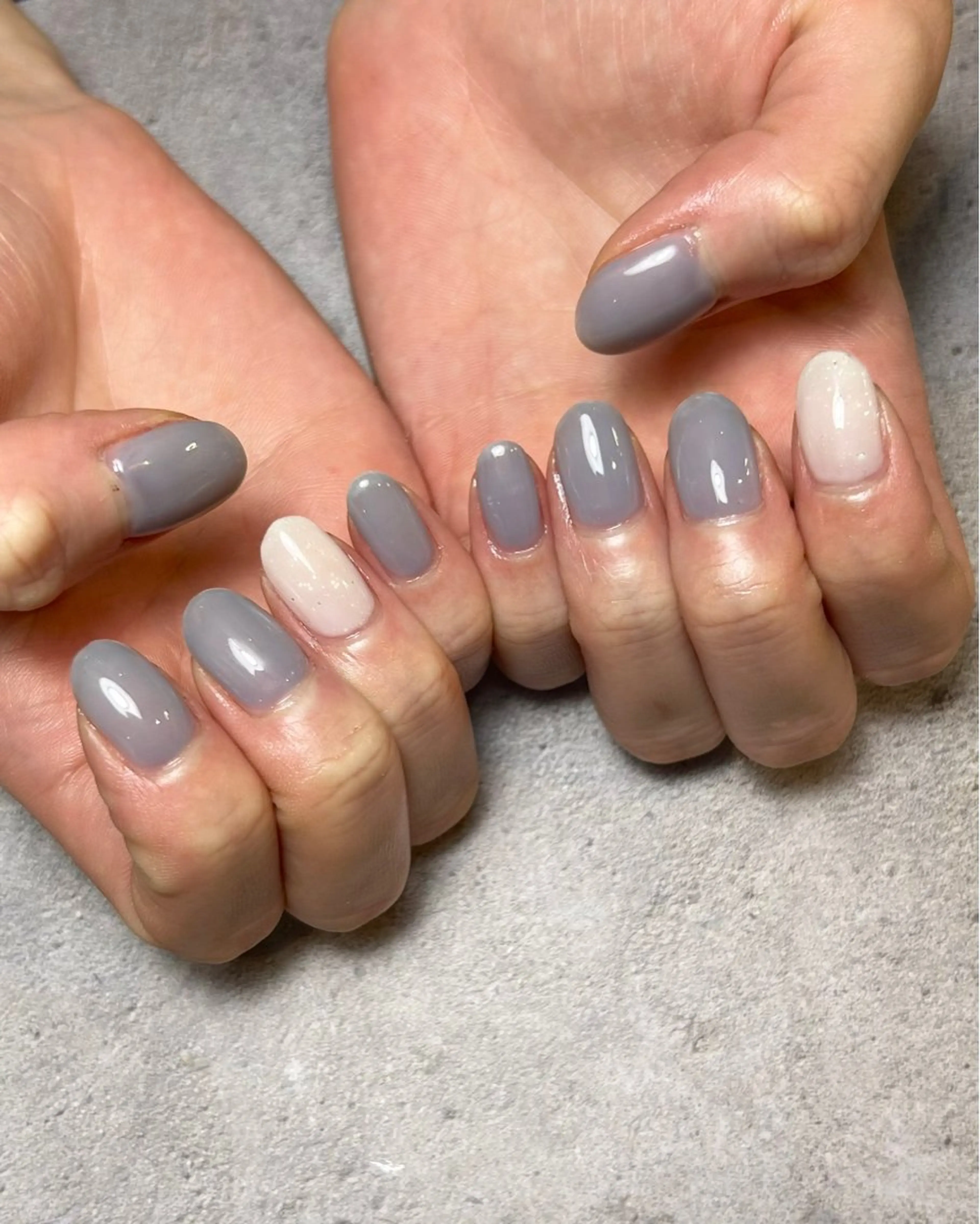 ネイル ブルー ホワイト ハンドネイル Reflection marikoのネイルデザイン