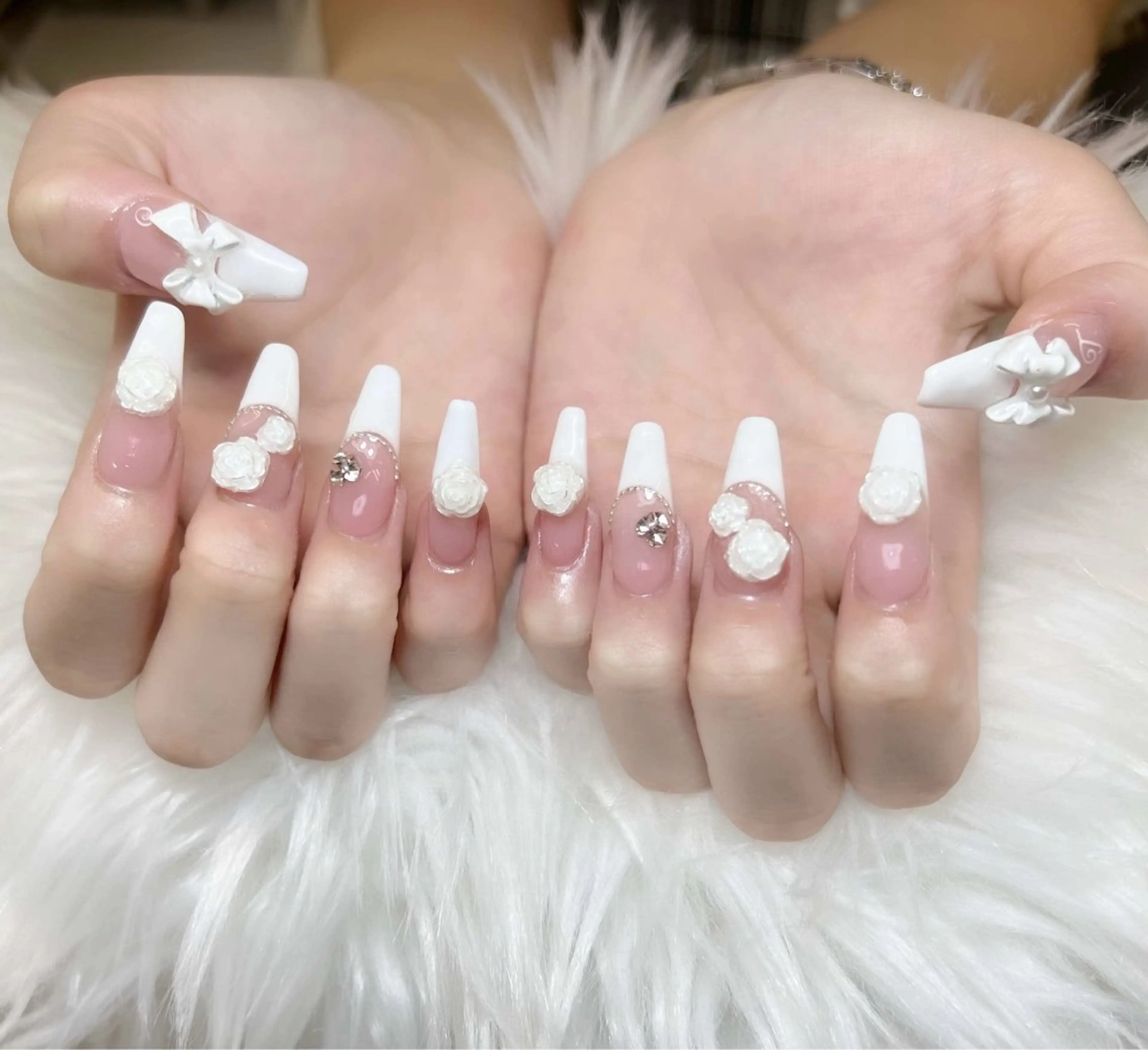 ネイル チークネイル 長さ出し フットネイル マグネットネイル 持ち込み ハンドネイル ANH NAIL ゴテゴテ専門店💎のネイルデザイン