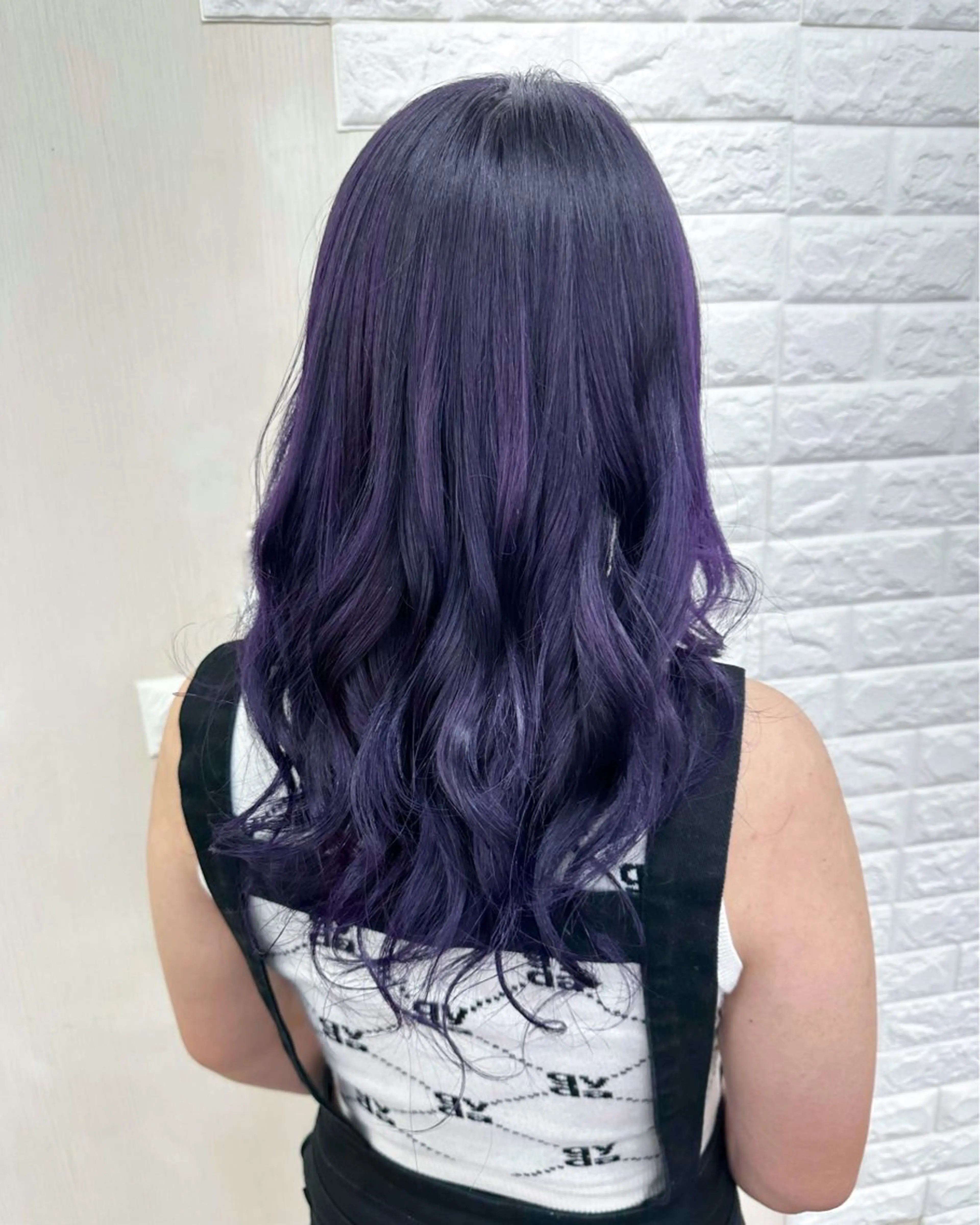 セミロング カラー ビューティー　クララ所属・🌈miu miu hair✂️💕のヘアスタイル