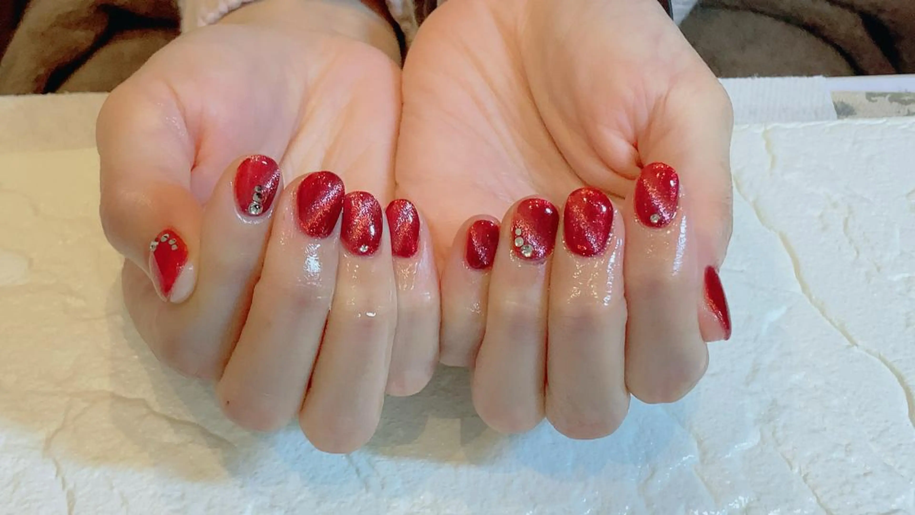 ネイル ストーンネイル ハンドネイル トータルビューティサロン cure所属・mika nailのネイルデザイン