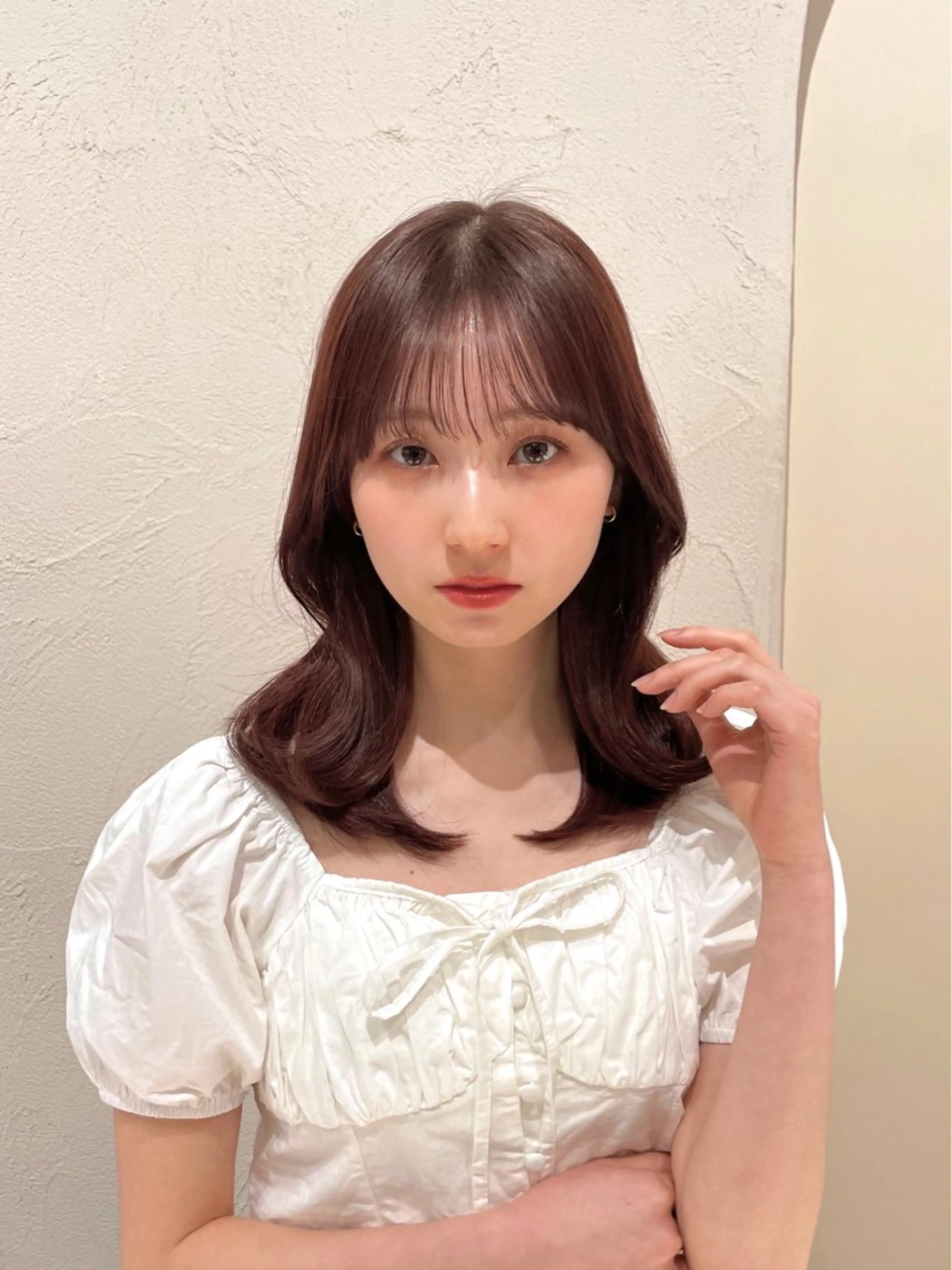 ミディアム カラー くびれヘア シースルーバング Haruna / 透明感カラー🌙のヘアスタイル