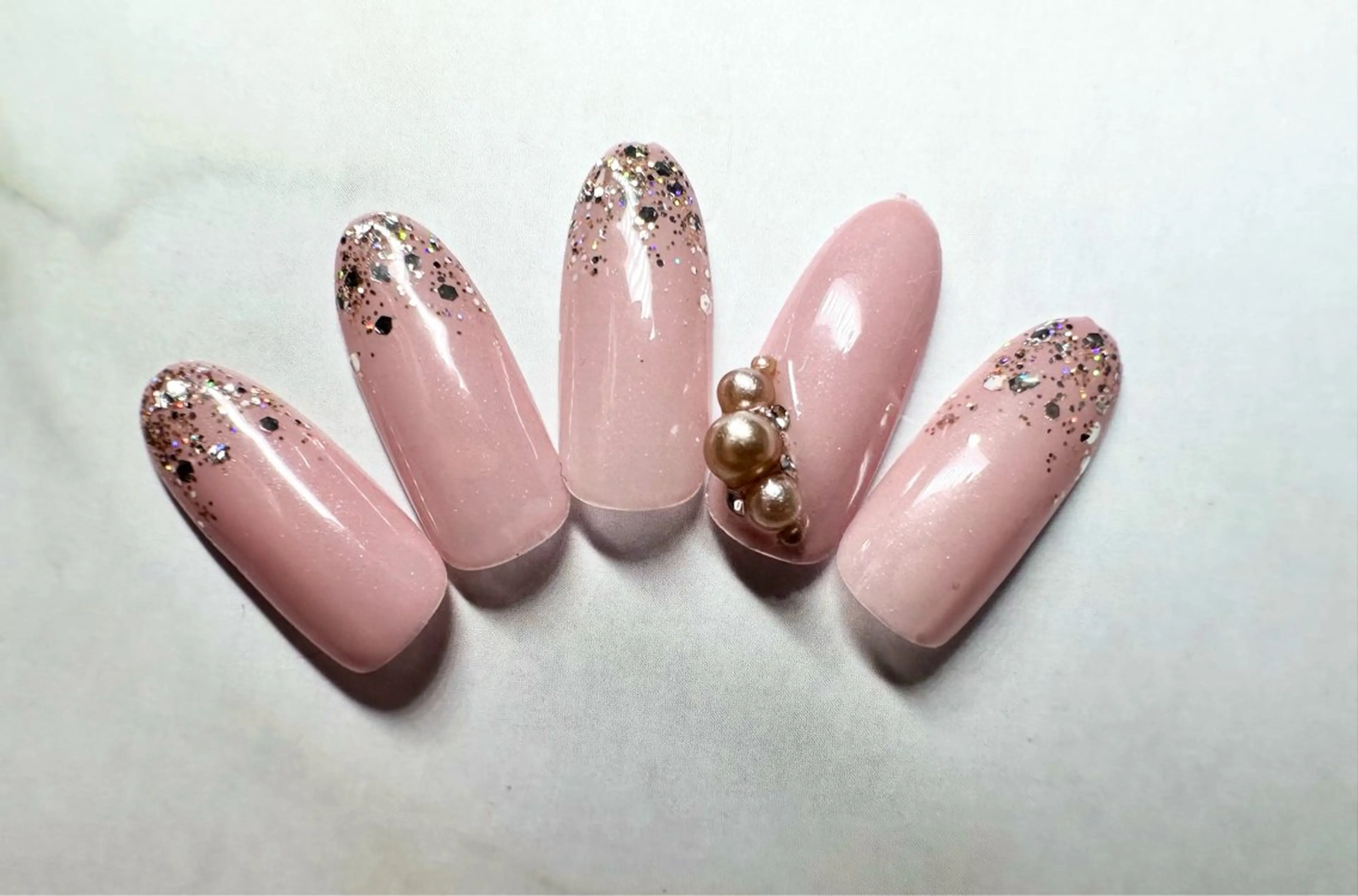 ネイル マグネットネイル オフィスネイル ワンカラーネイル ピンク シンプルネイル ハンドネイル Salon GEMのネイルデザイン