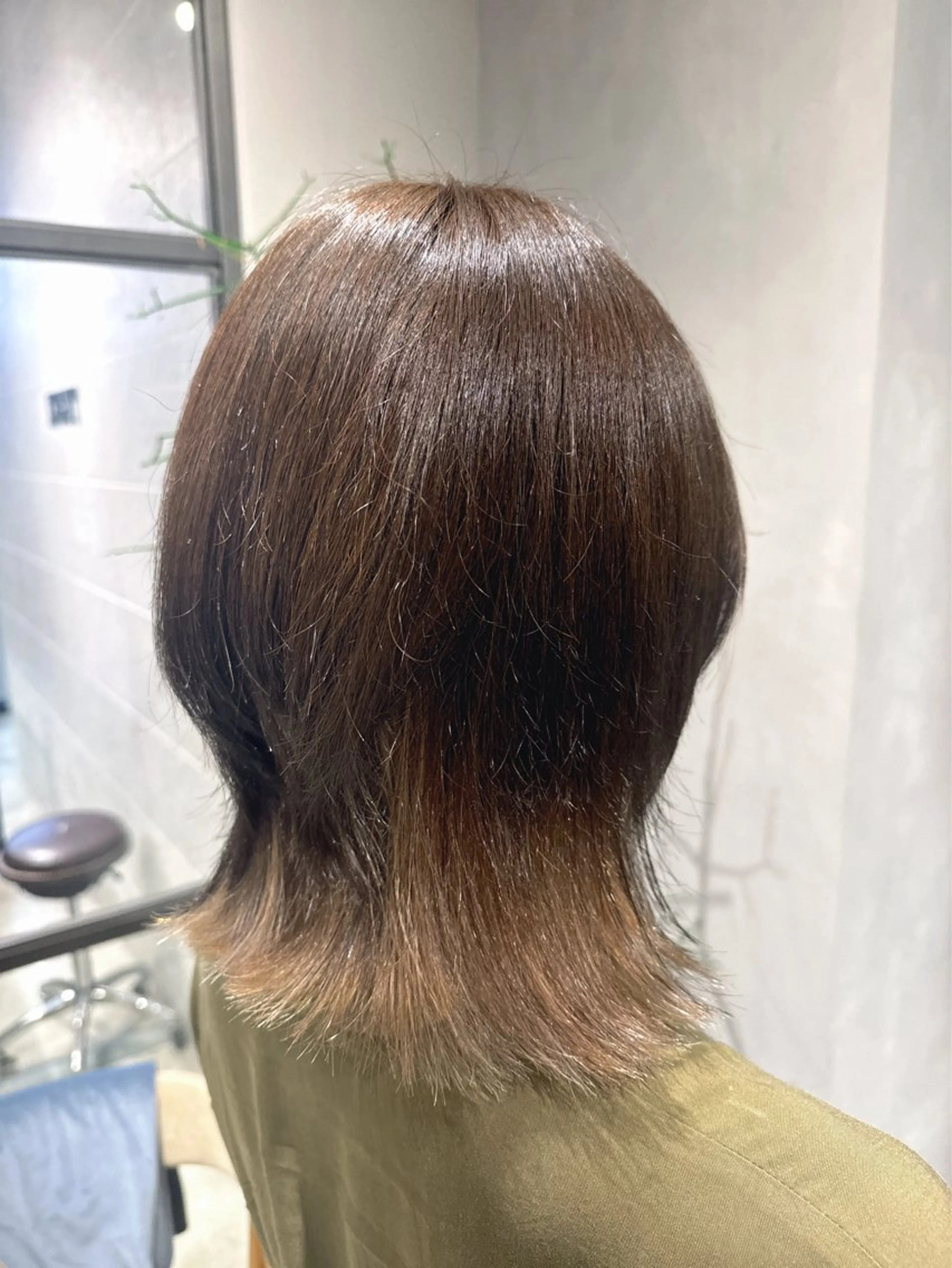 カラー ベージュカラー ブリーチ ブラウンカラー オリーブブラウン ホワイトベージュ カット ヘアカラー トリートメント 透明感カラー✨艶髪 制作🌱山根あゆみのヘアスタイル