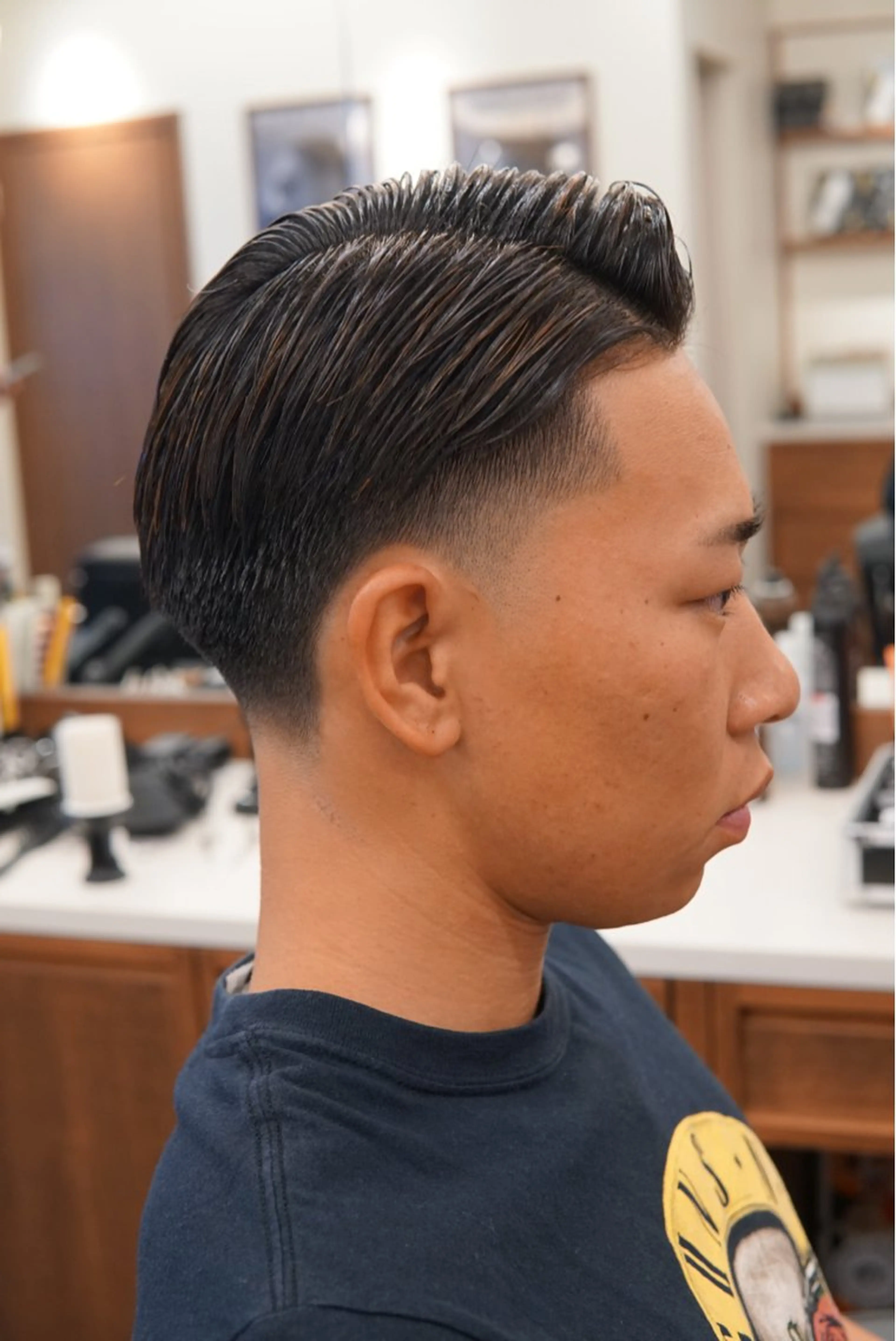 ショート メンズ ビジネス フェードカット 七三 ツーブロック THE CHOP SHOP HARAJUKU所属・竹内 亮太のヘアスタイル