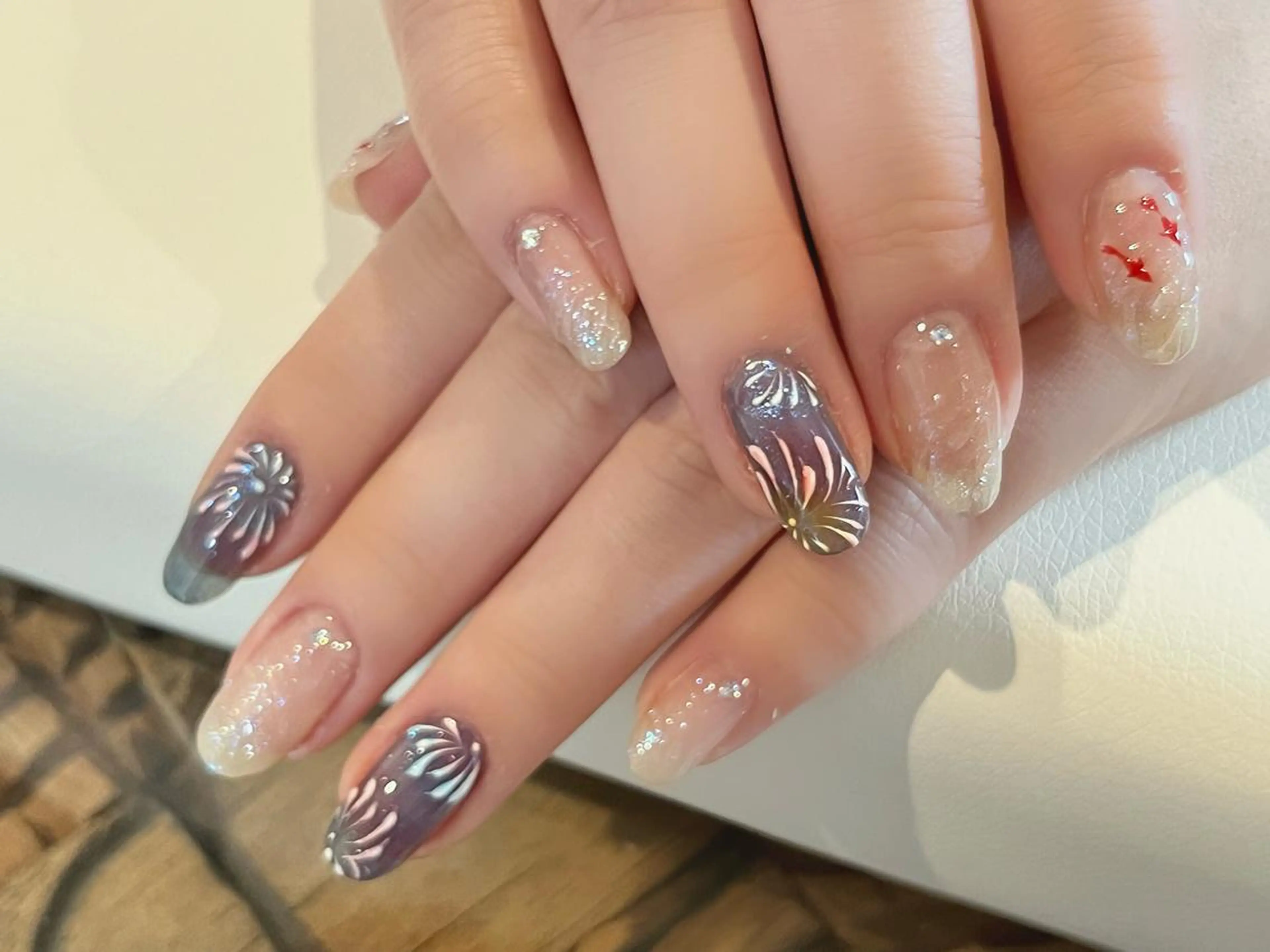 ネイル アートネイル ストーンネイル Nailsalon C.U.Eのネイルデザイン