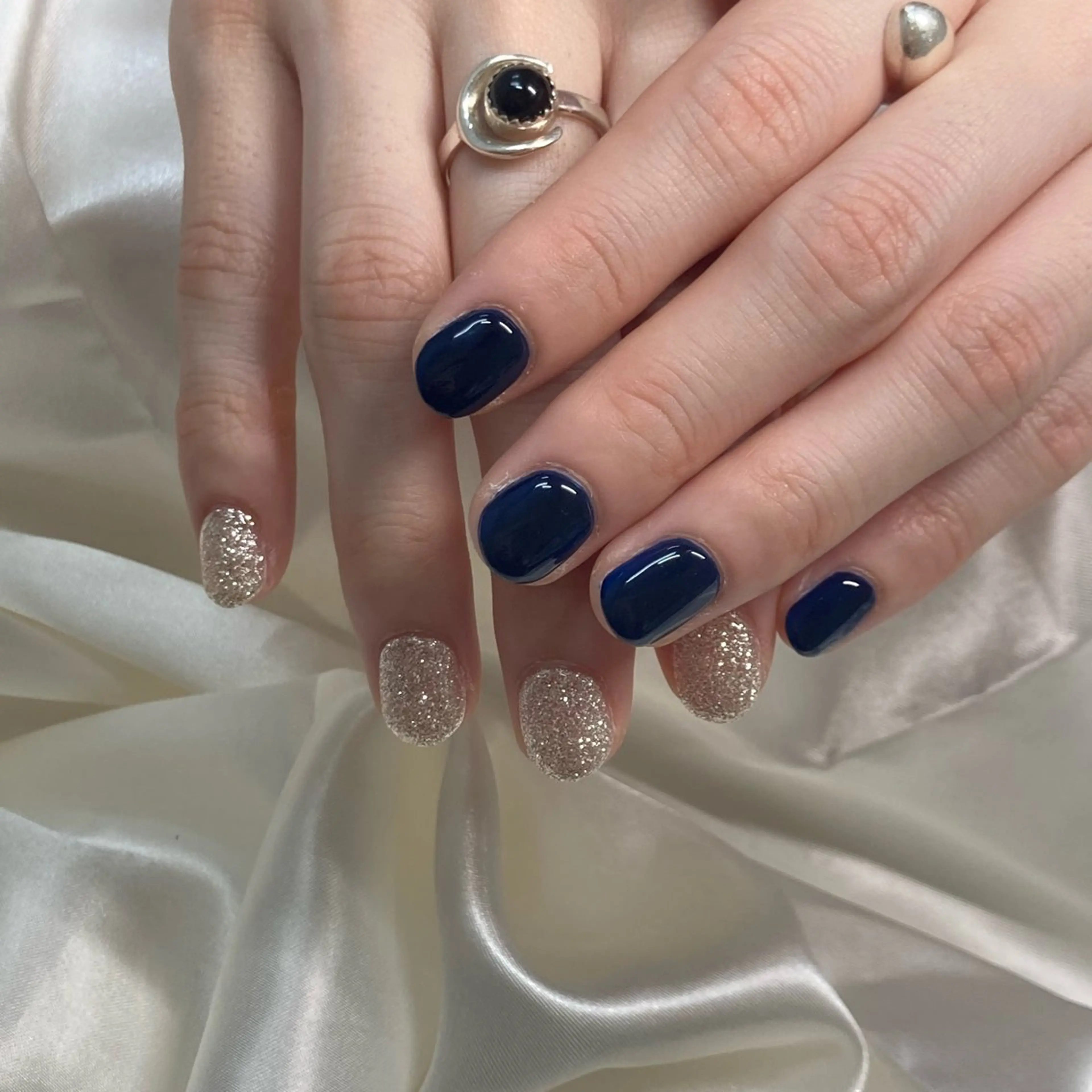 ネイル ラメ(グリッター) ハンドネイル nail salon　share所属・Share wakanaのネイルデザイン