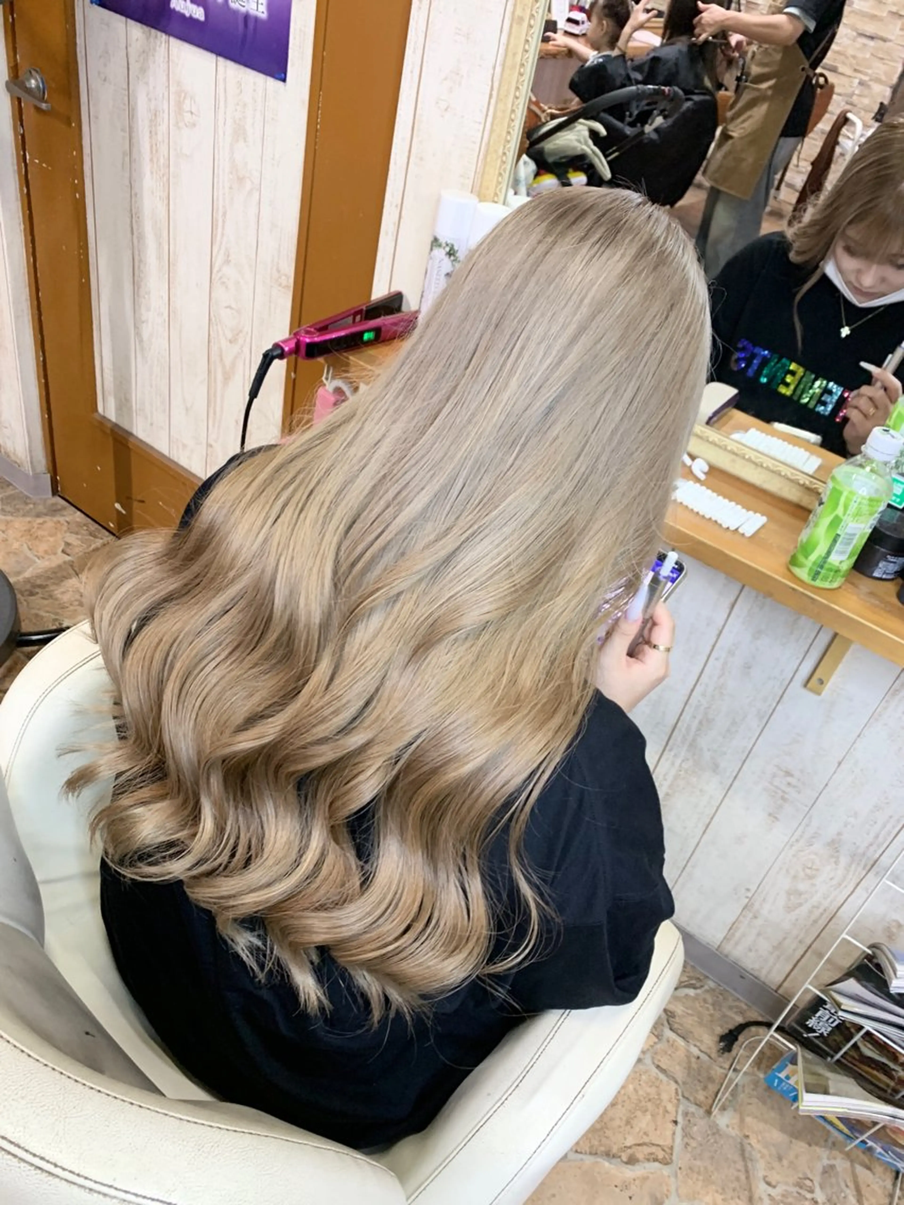 ロング カラー ヘアカラー トリートメント kr2s アメ村のヘアスタイル
