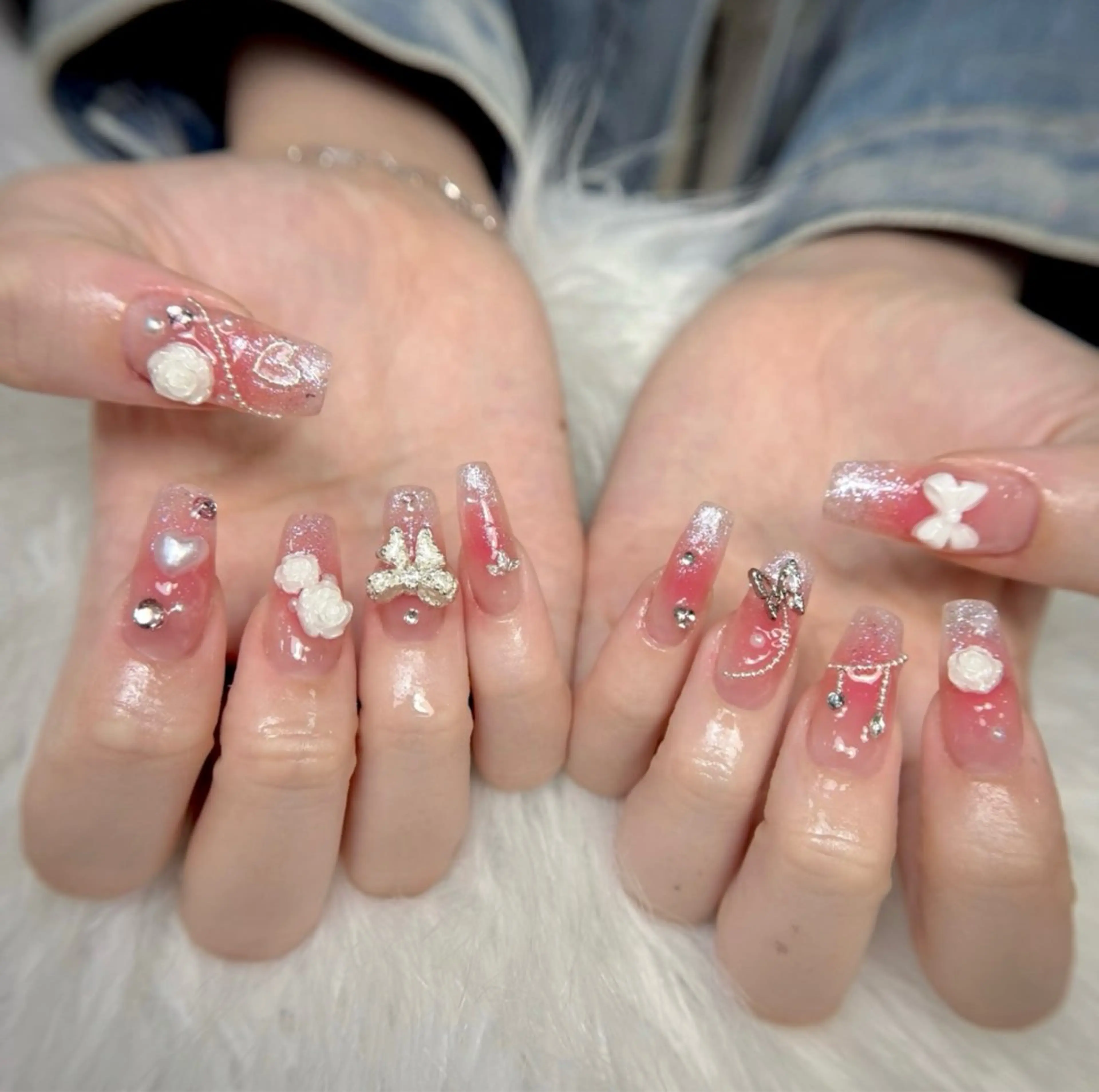 ネイル アートネイル 成人式 ジェルネイル ニュアンスネイル ネイルチップ Kora Nailのネイルデザイン