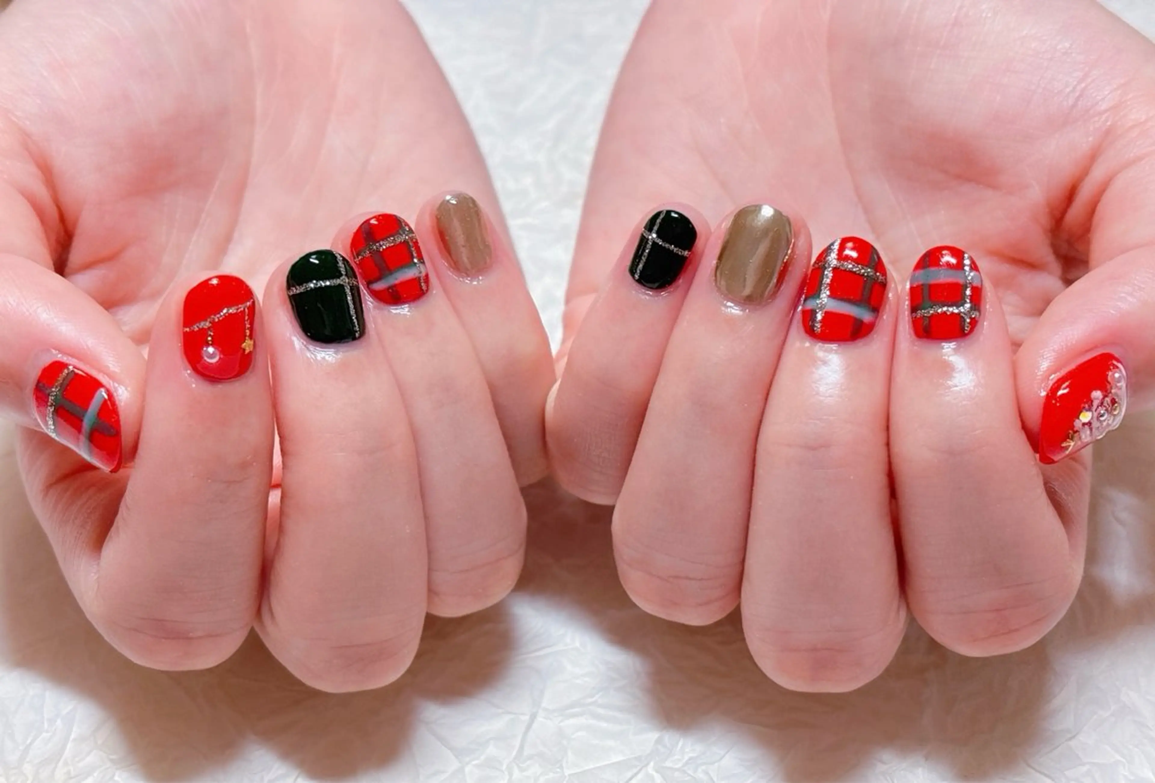 ネイル 冬ネイル クリスマス ハンドネイル ゆ か_Nails💫のネイルデザイン
