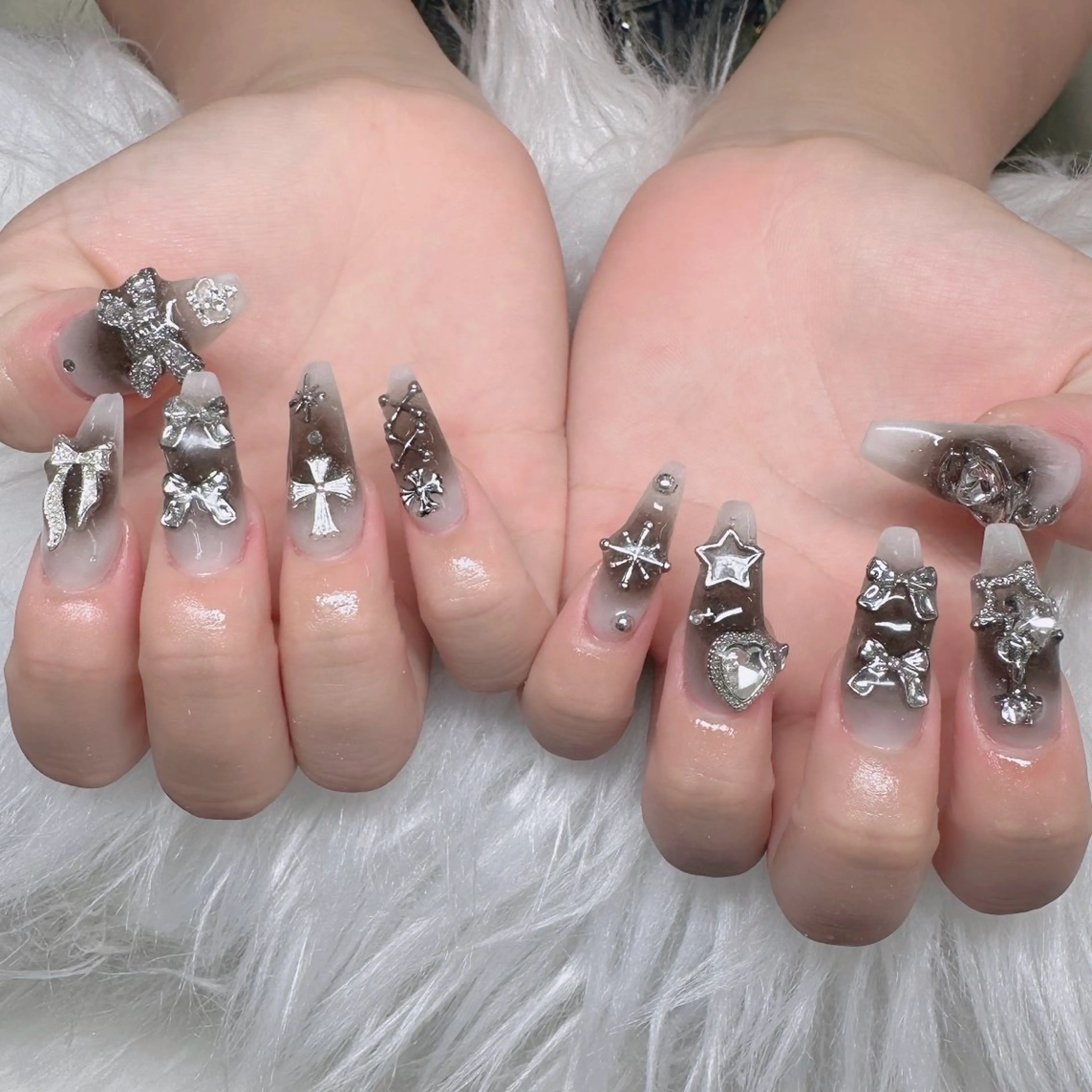 ネイル ロングネイル マグネットネイル リボン 夏ネイル スーパーロングネイル ハンドネイル Hani Nail XUKAのネイルデザイン