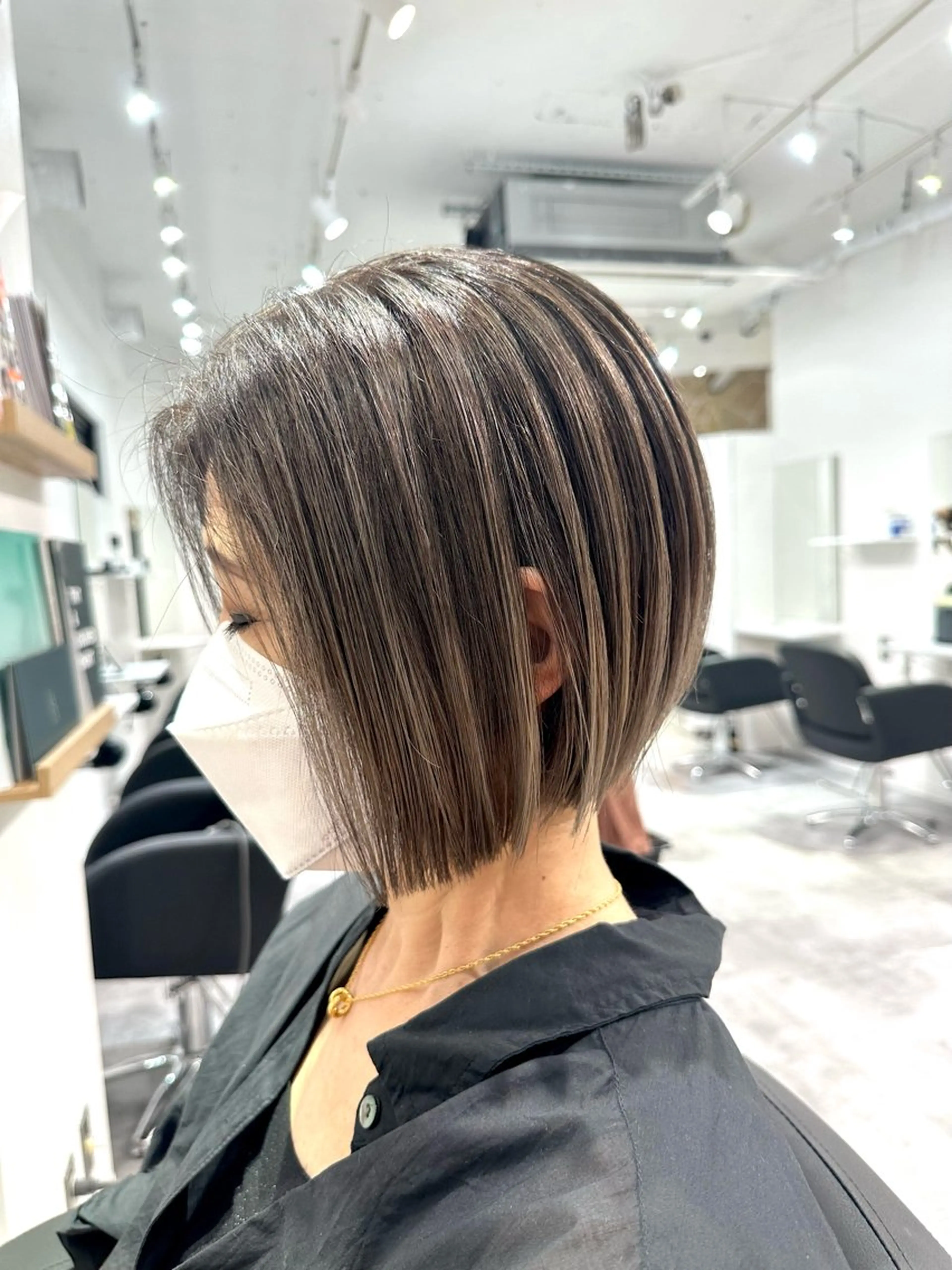 ショート ボブ カット ヘアカラー 海外ヘアー 山村拓士のヘアスタイル