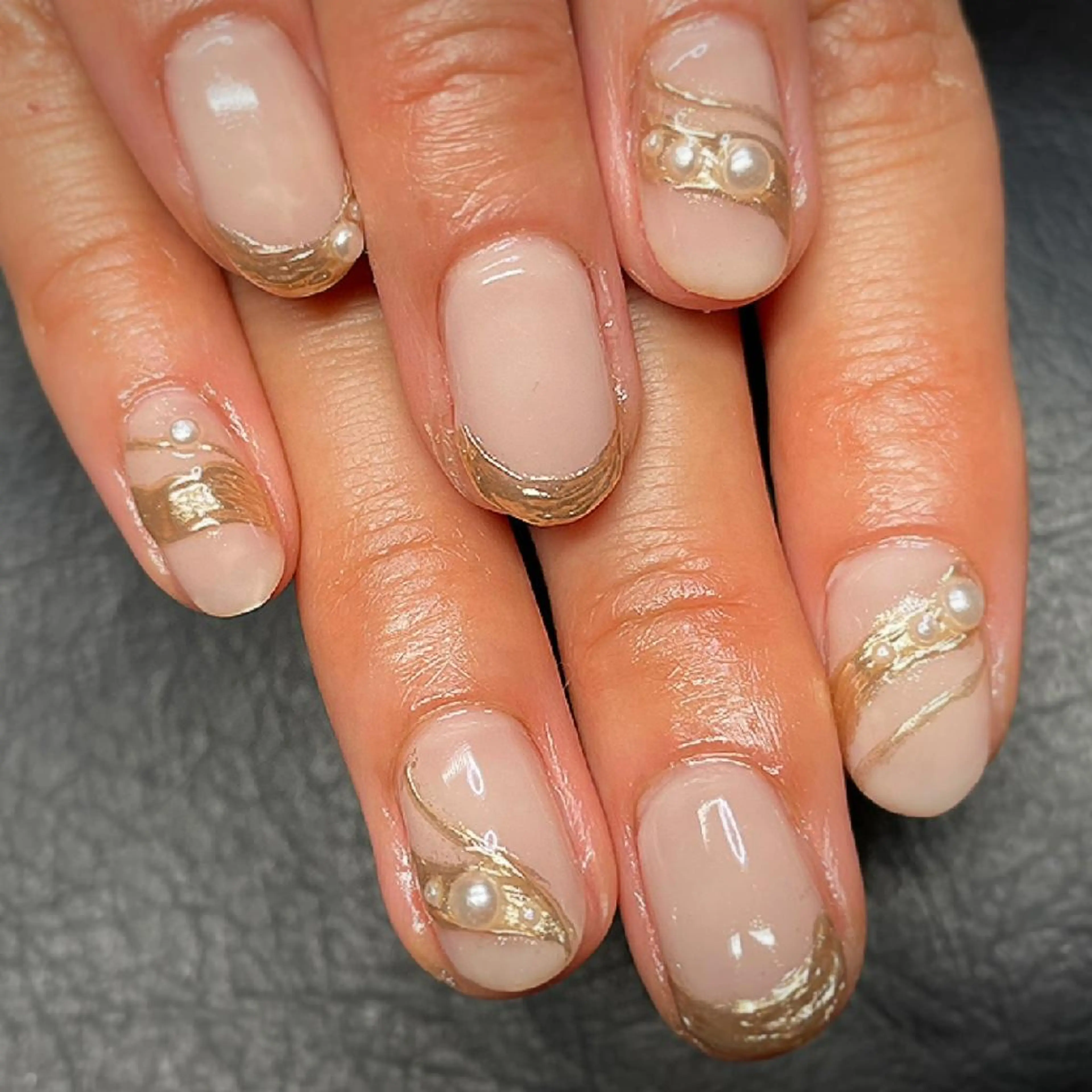 ネイル ミラーネイル ニュアンスネイル ハンドネイル フットネイル AQUA NAIL所属・AQUA NAILのネイルデザイン