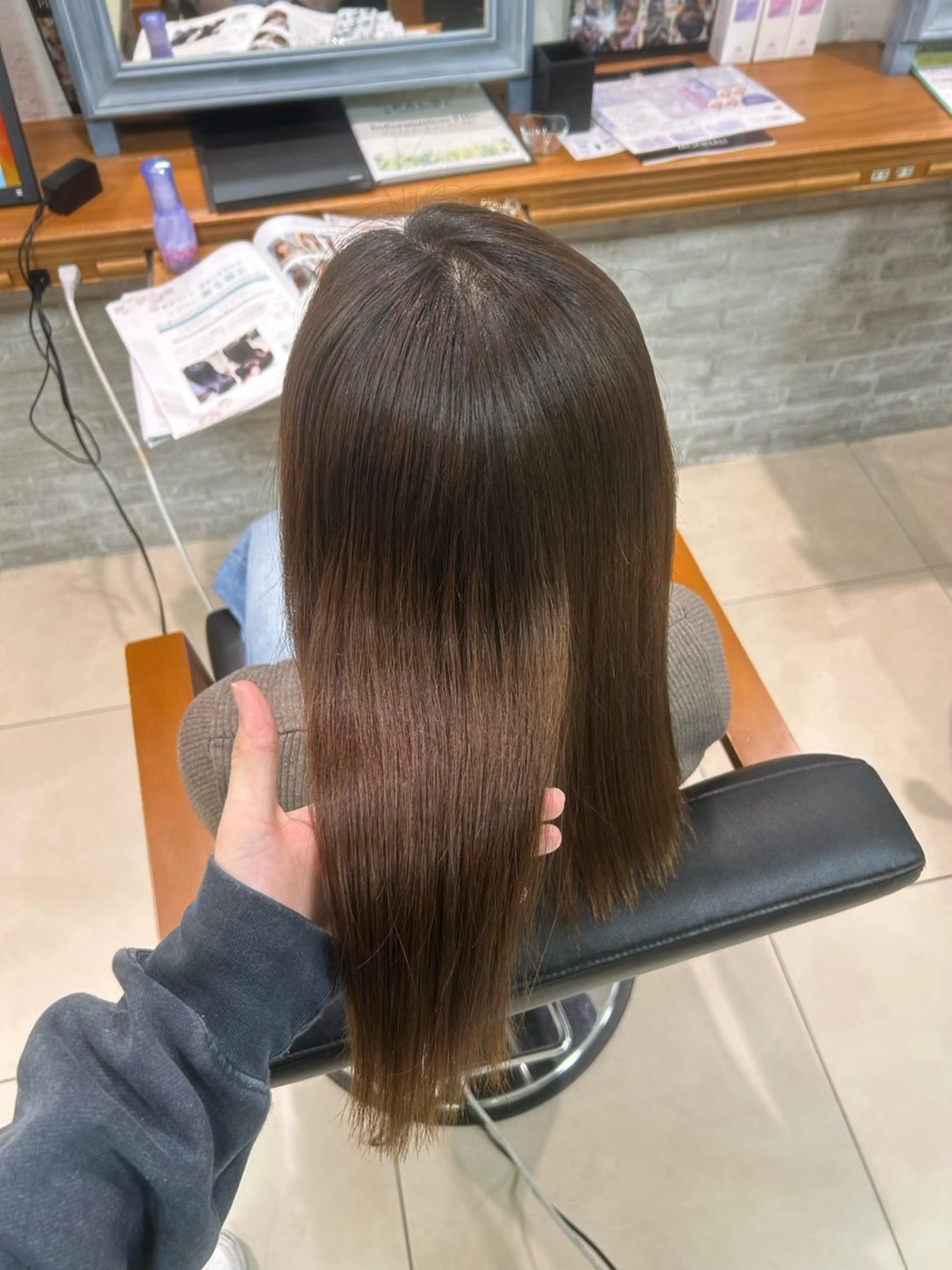 ロング トリートメント 井上 慈温のヘアスタイル