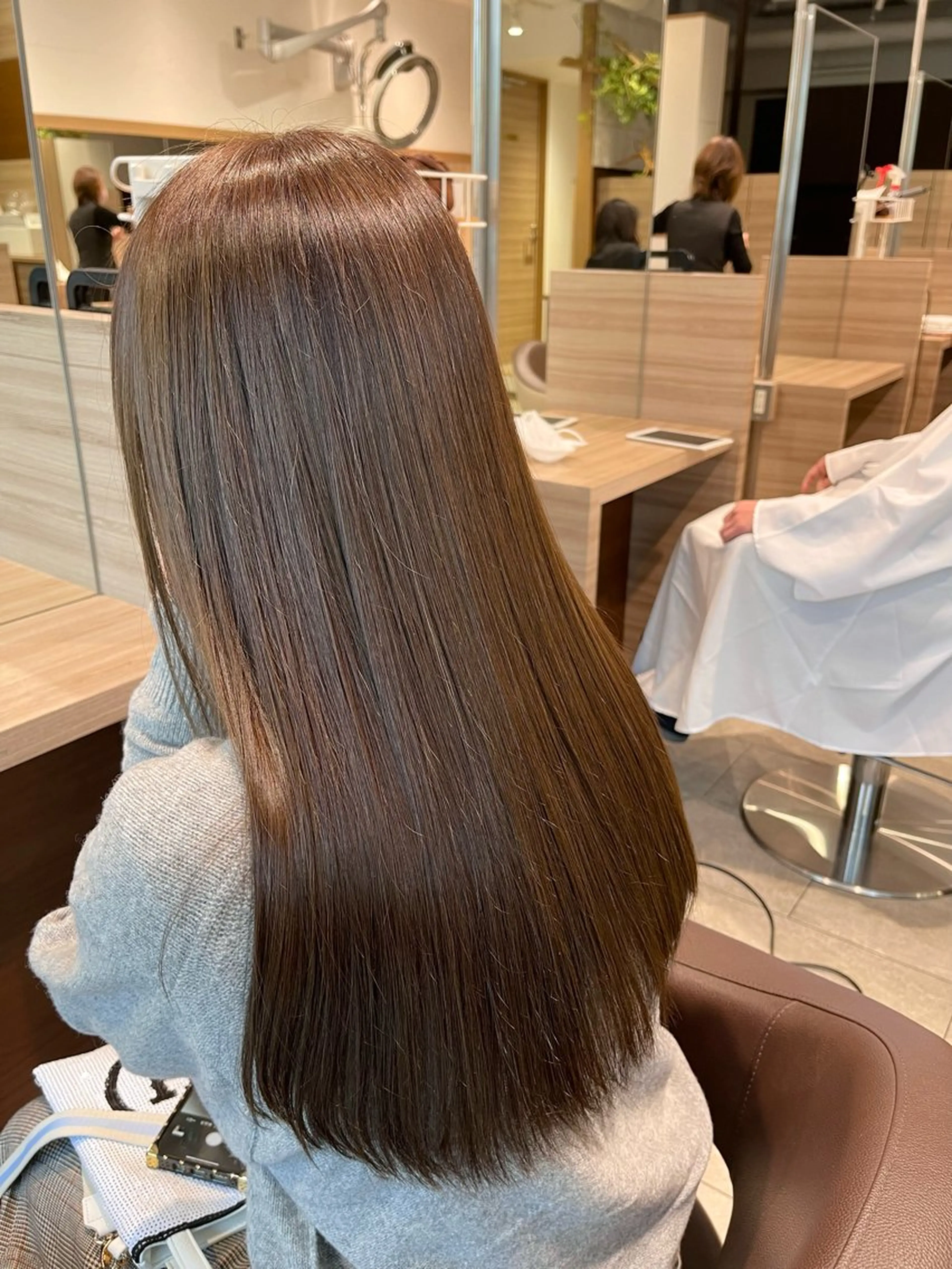 カラー 塚下 怜菜のヘアスタイル