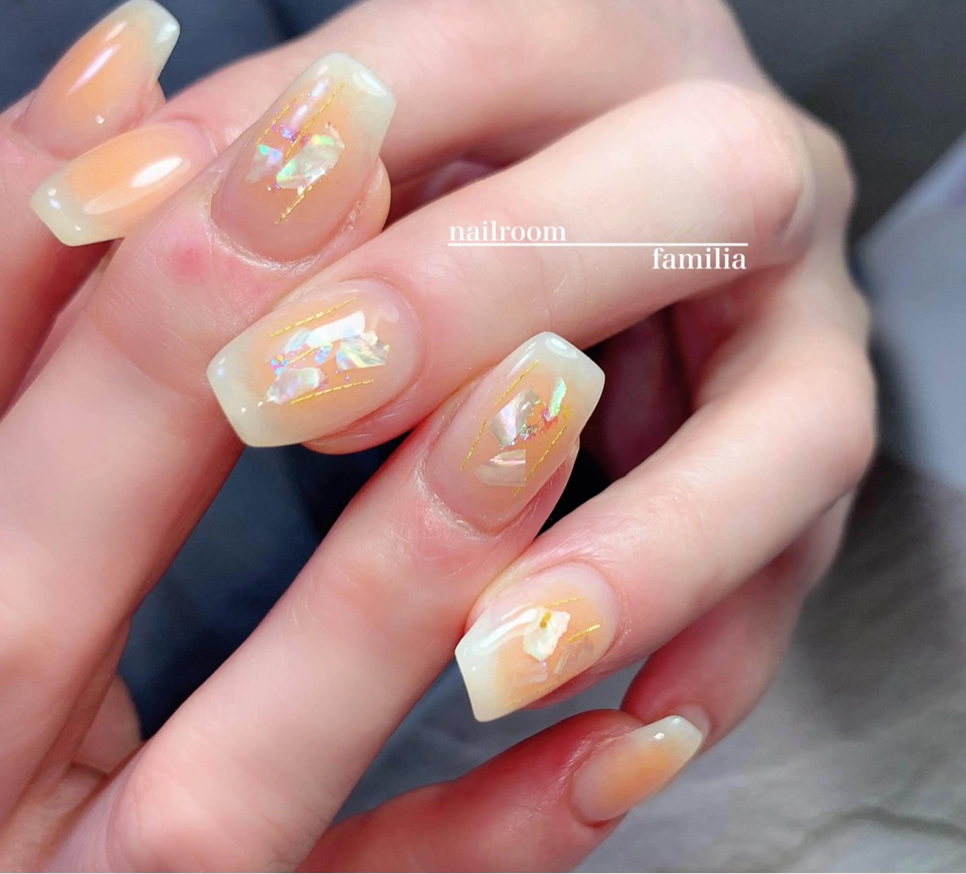 ネイル チークネイル ハンドネイル -nailroom- familiaのネイルデザイン