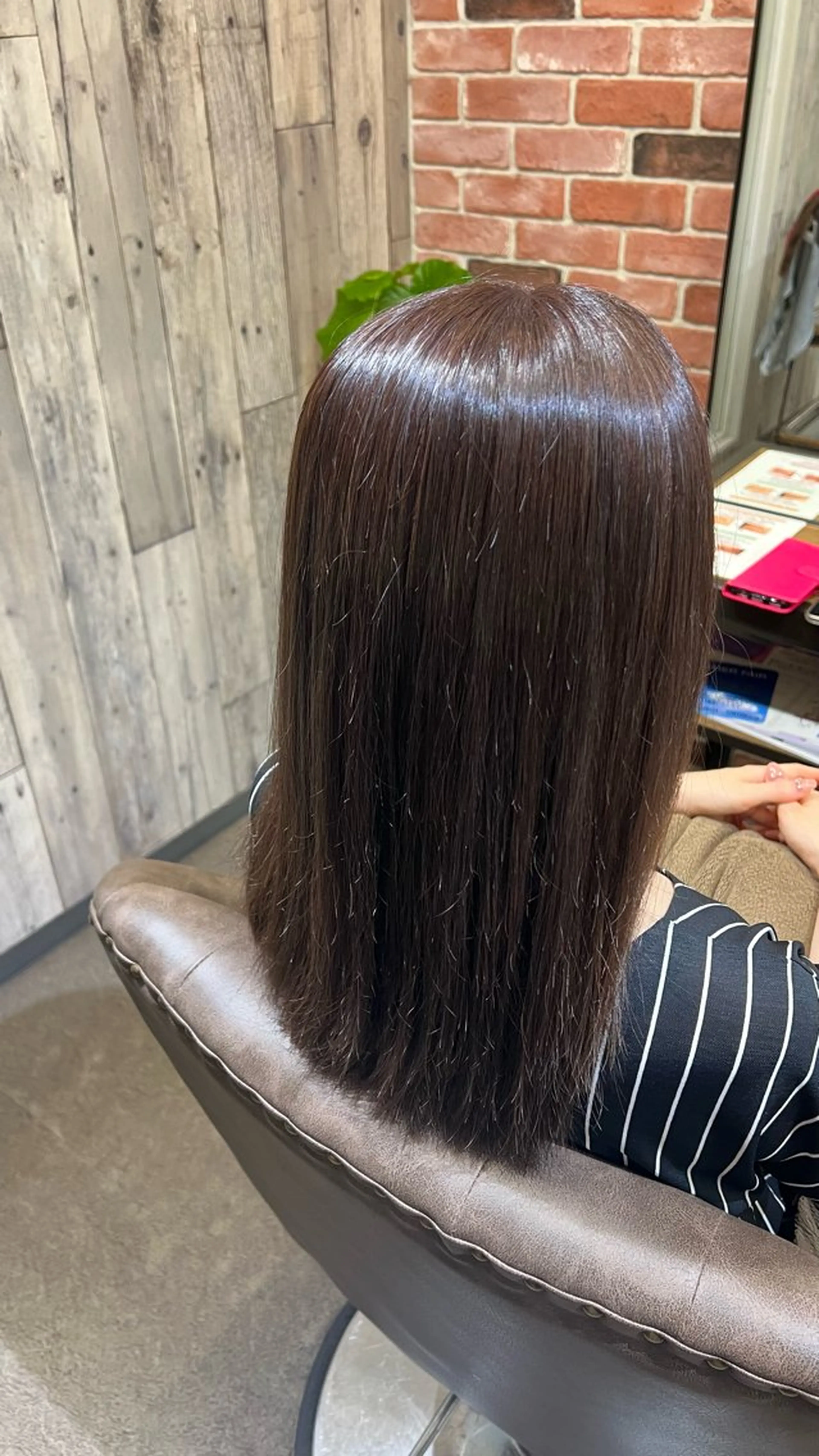 ミディアム カラー グレージュ りこ (Rico)のヘアスタイル