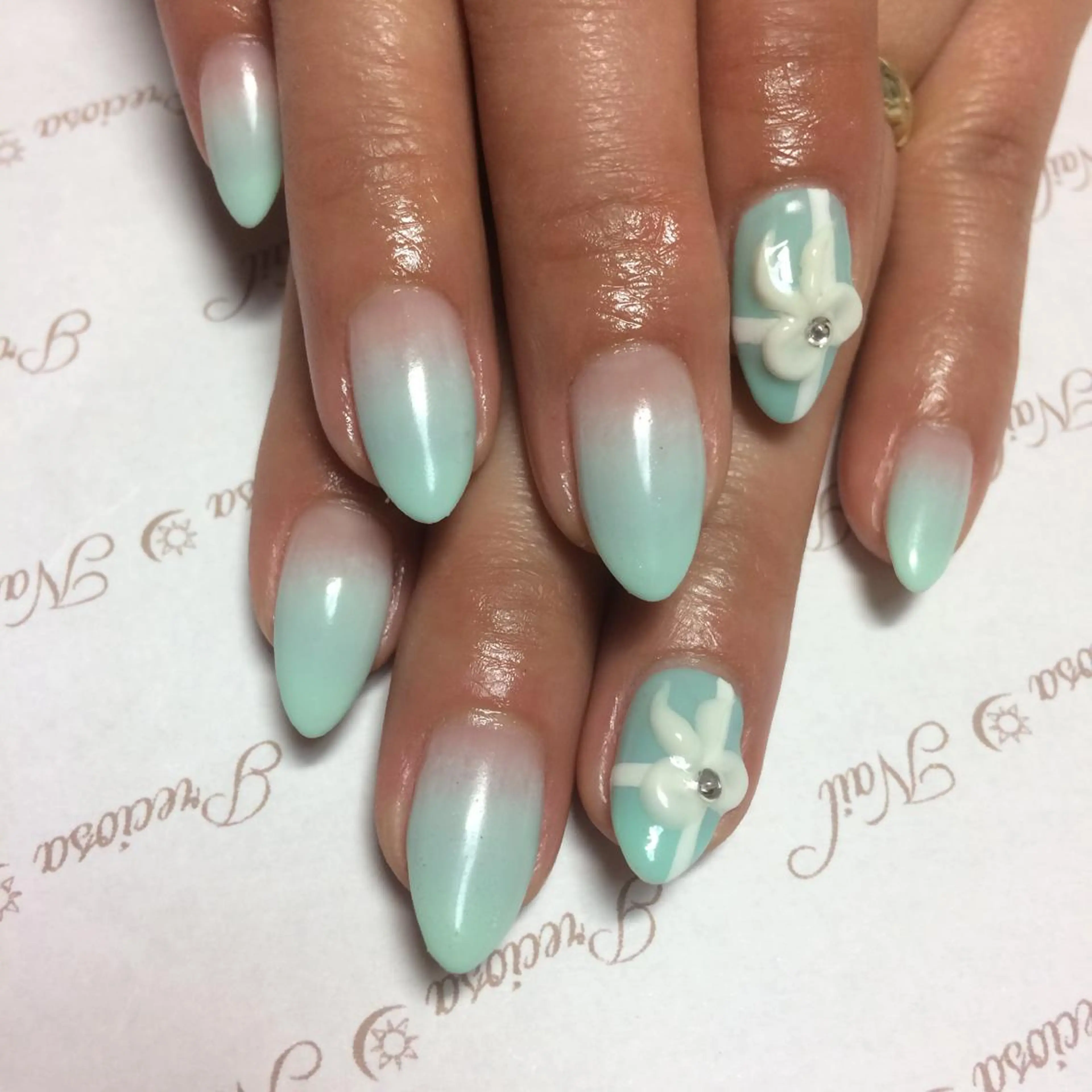 ネイル preciosa.nail所属・久場 晴美のネイルデザイン