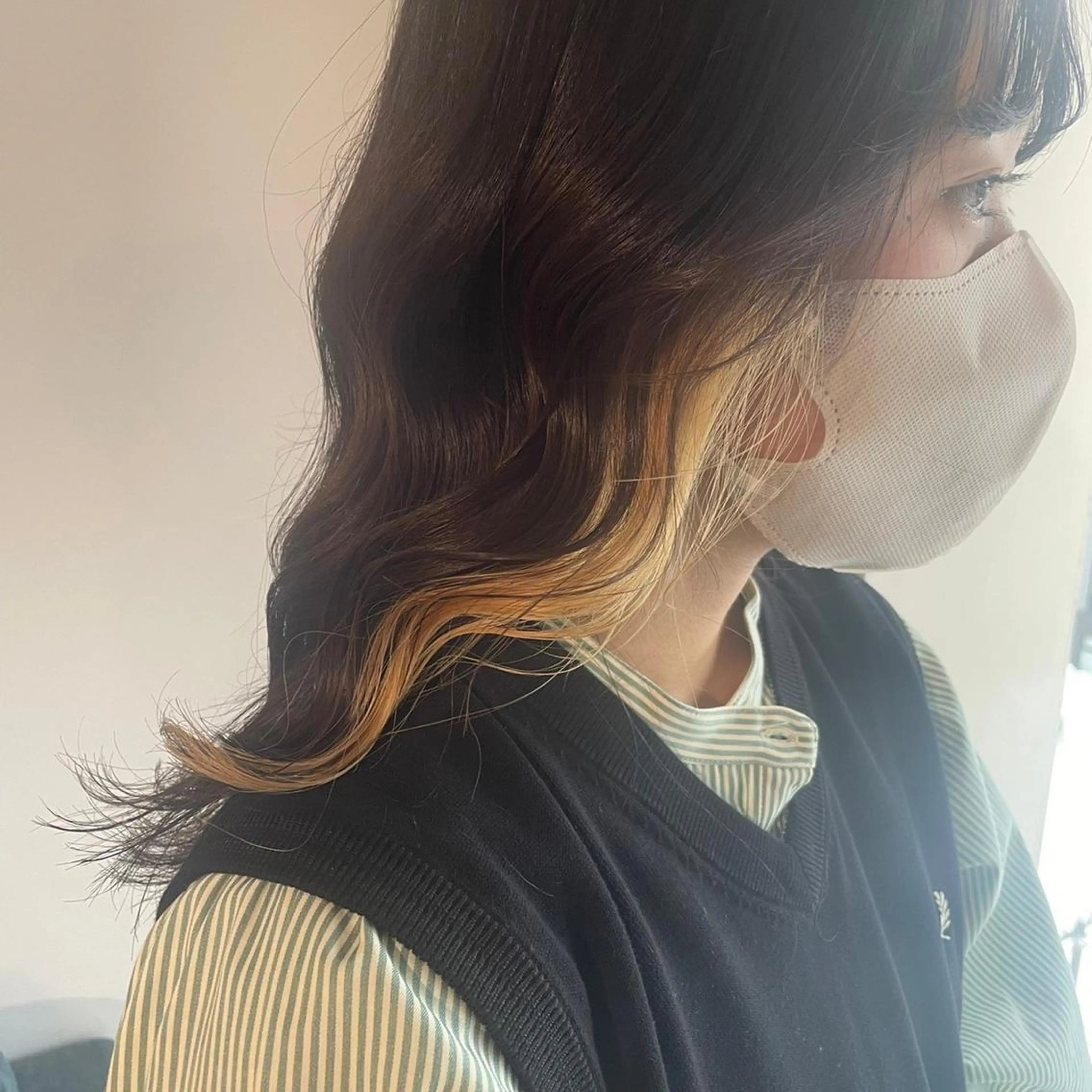 ロング カラー ブロンド ブラウンカラー ダークブラウン イヤリングカラー ヘアカラー Go today  シェアサロン札幌nix店所属・海外スタイル✂︎ ✂︎sunのヘアスタイル