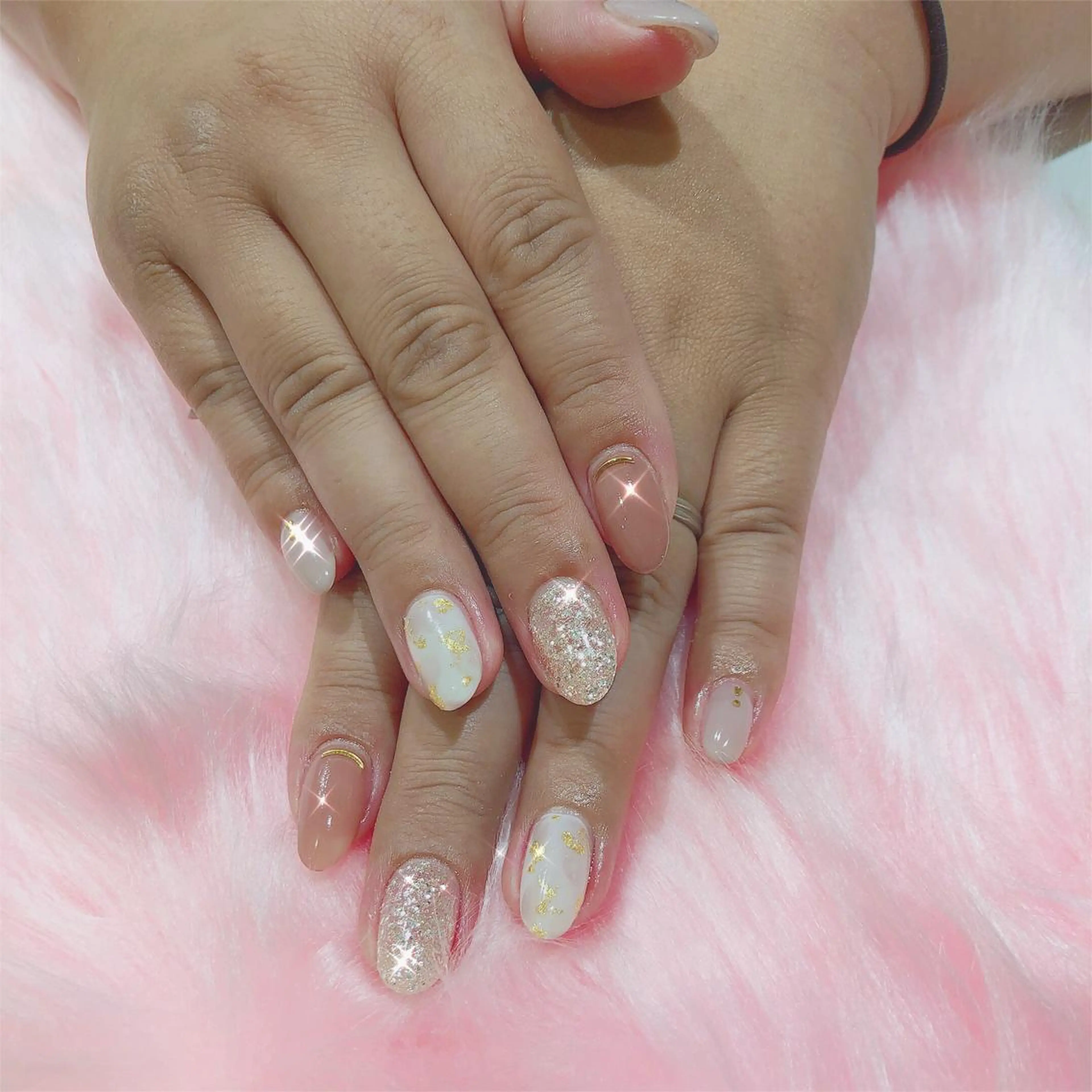 カラー 星野 茉央のネイルデザイン