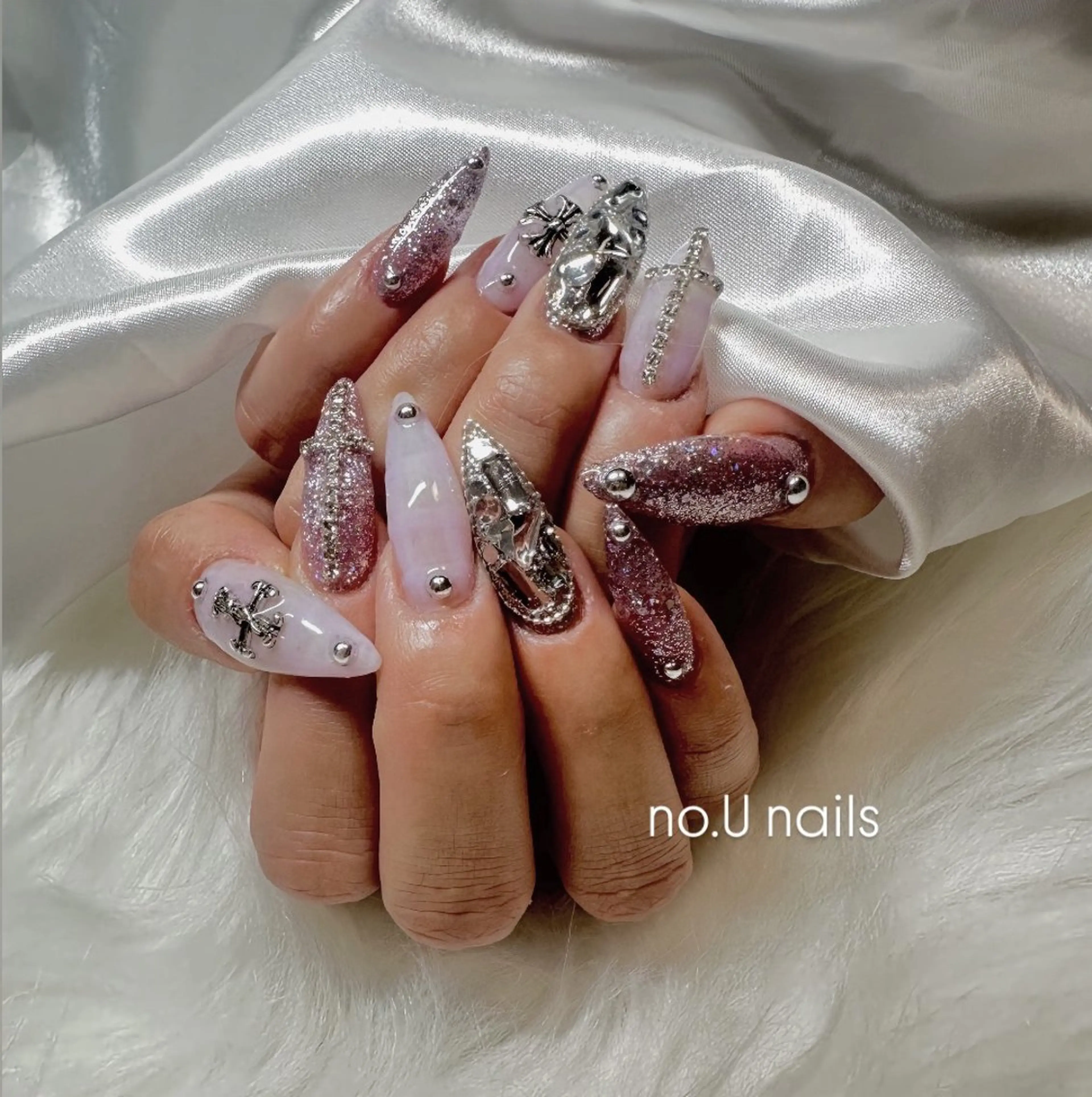 ネイル フラッシュネイル 韓国ネイル ラメ(グリッター) ピンク シンプルネイル ハンドネイル no.U nailsのネイルデザイン